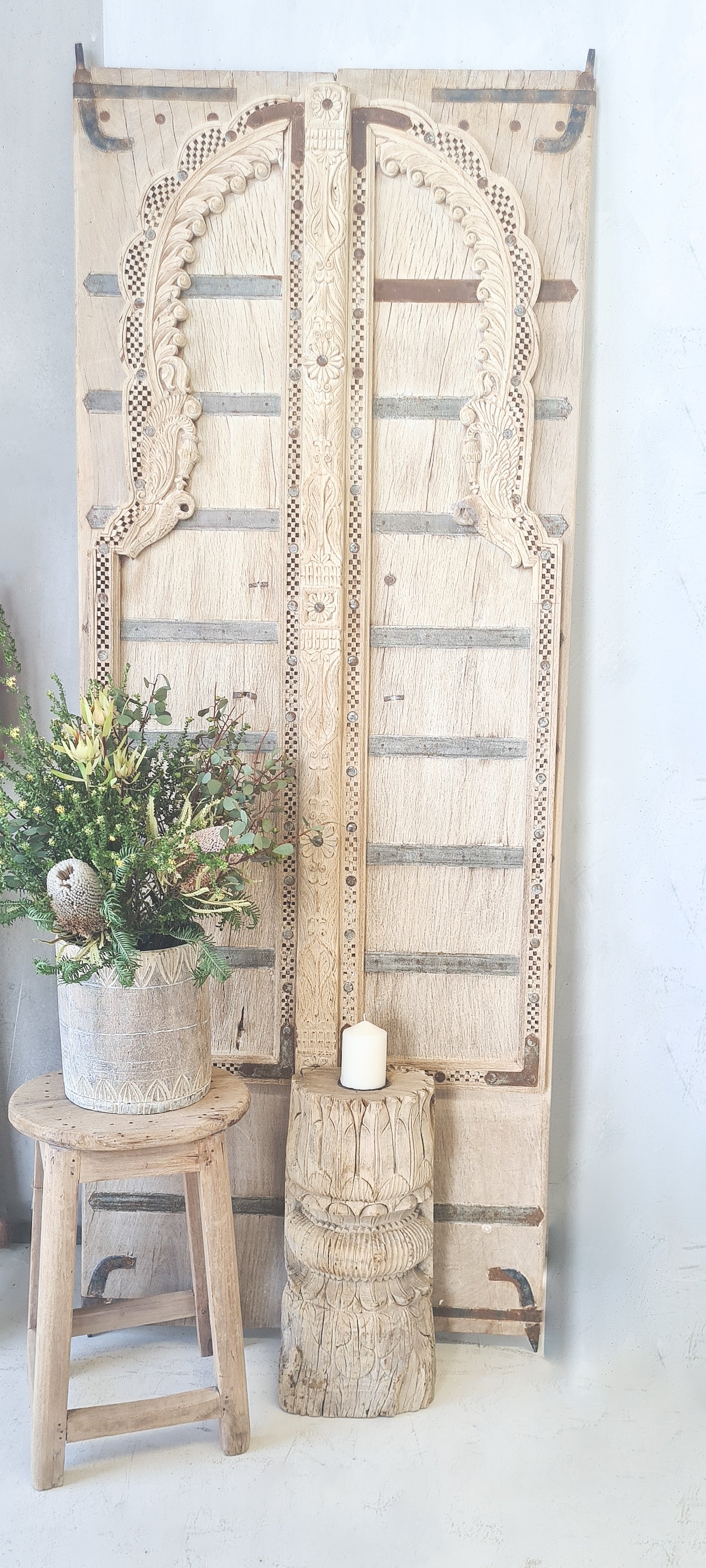 Antique Indian door 266403