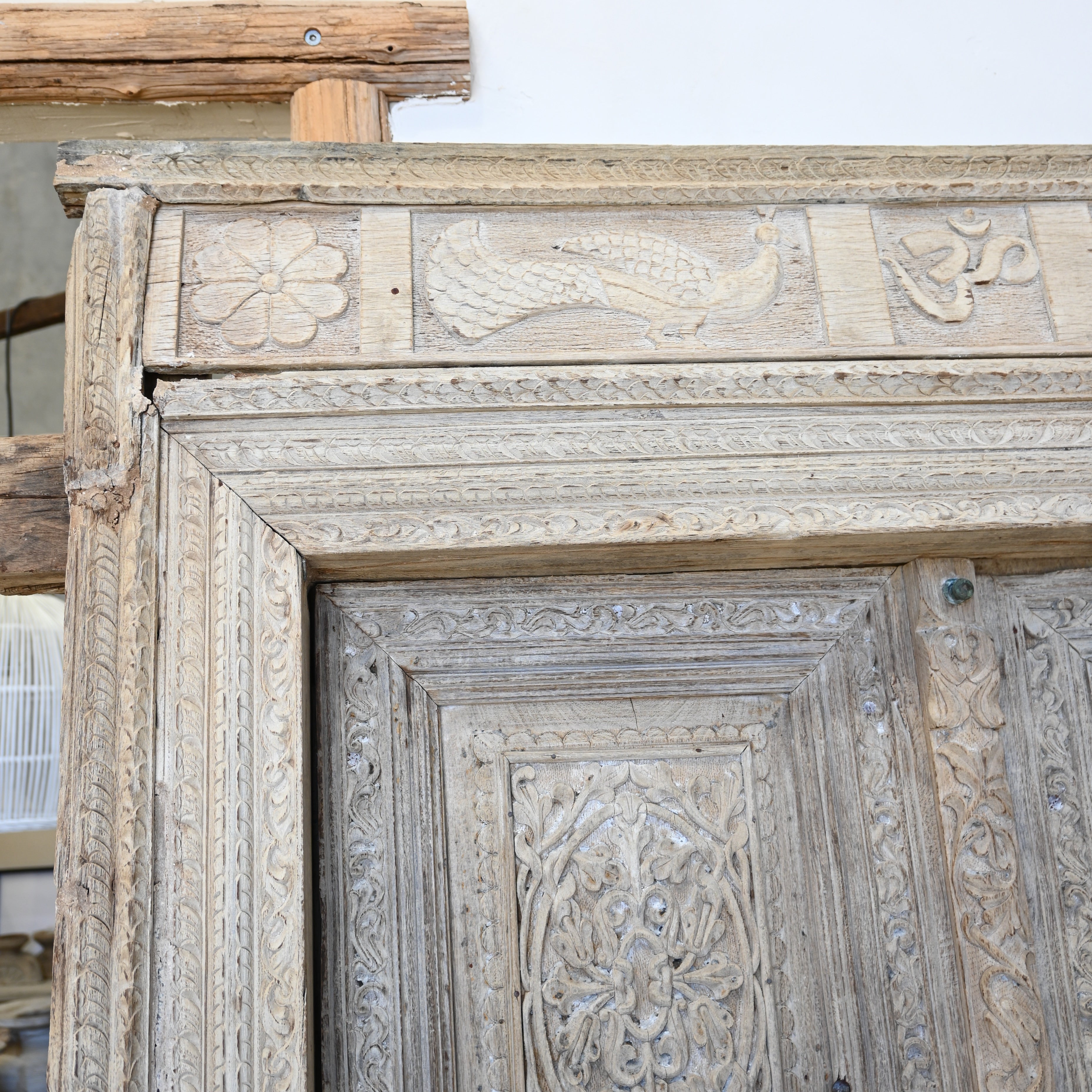 Antique Indian door  w/frame 269618