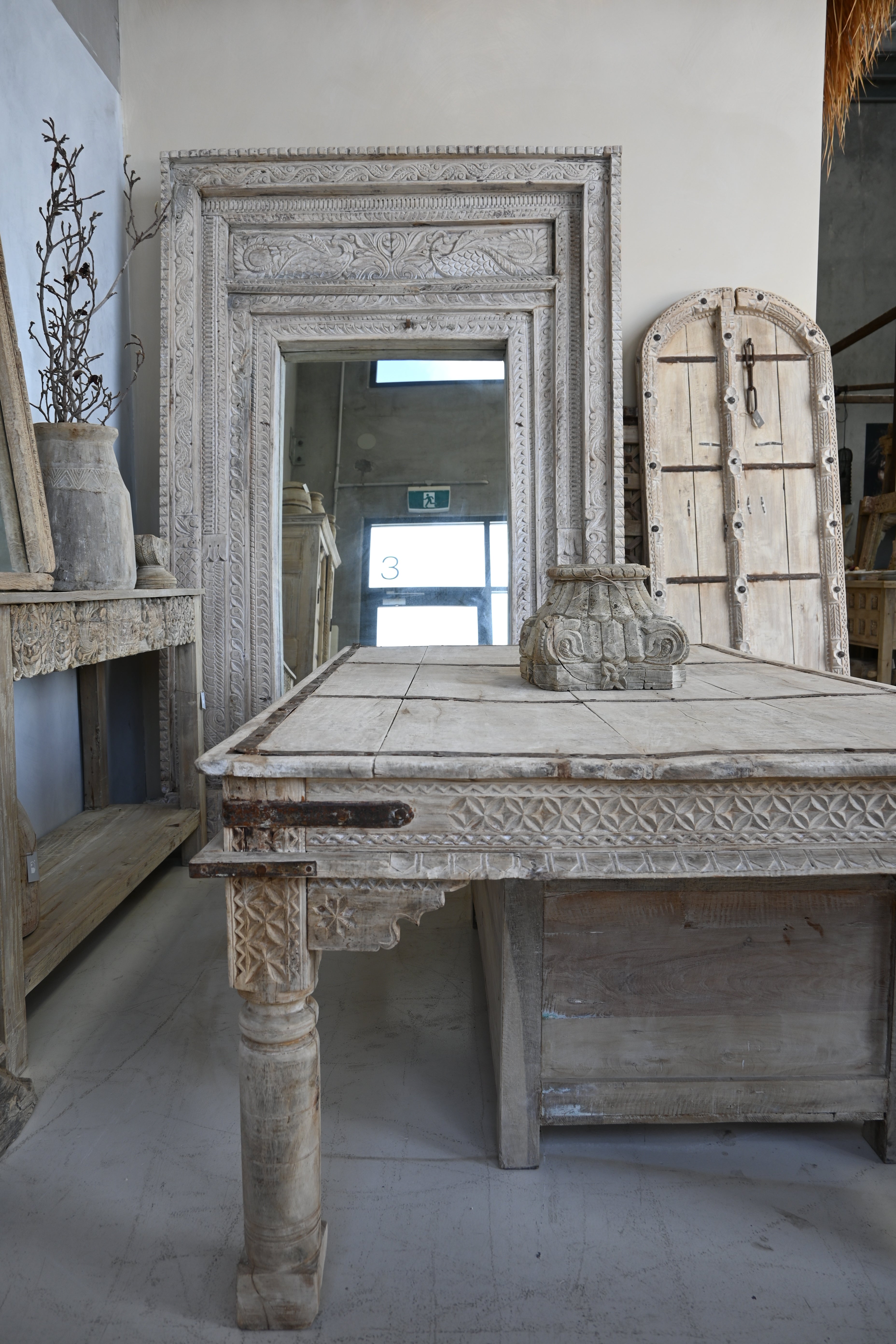 Vintage Indian Table 252501