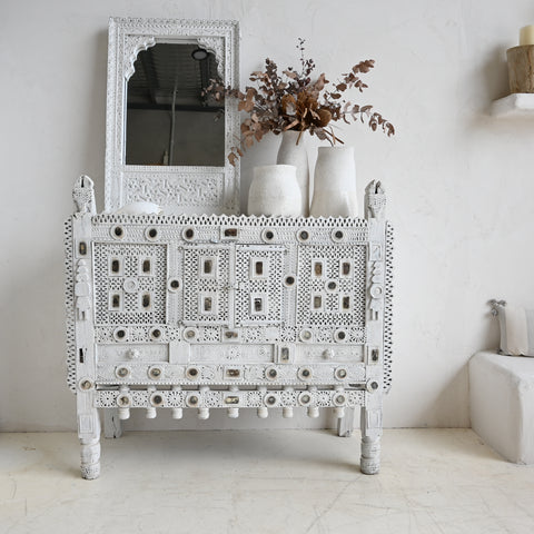 Presale Vintage Indian Carved Console 288471