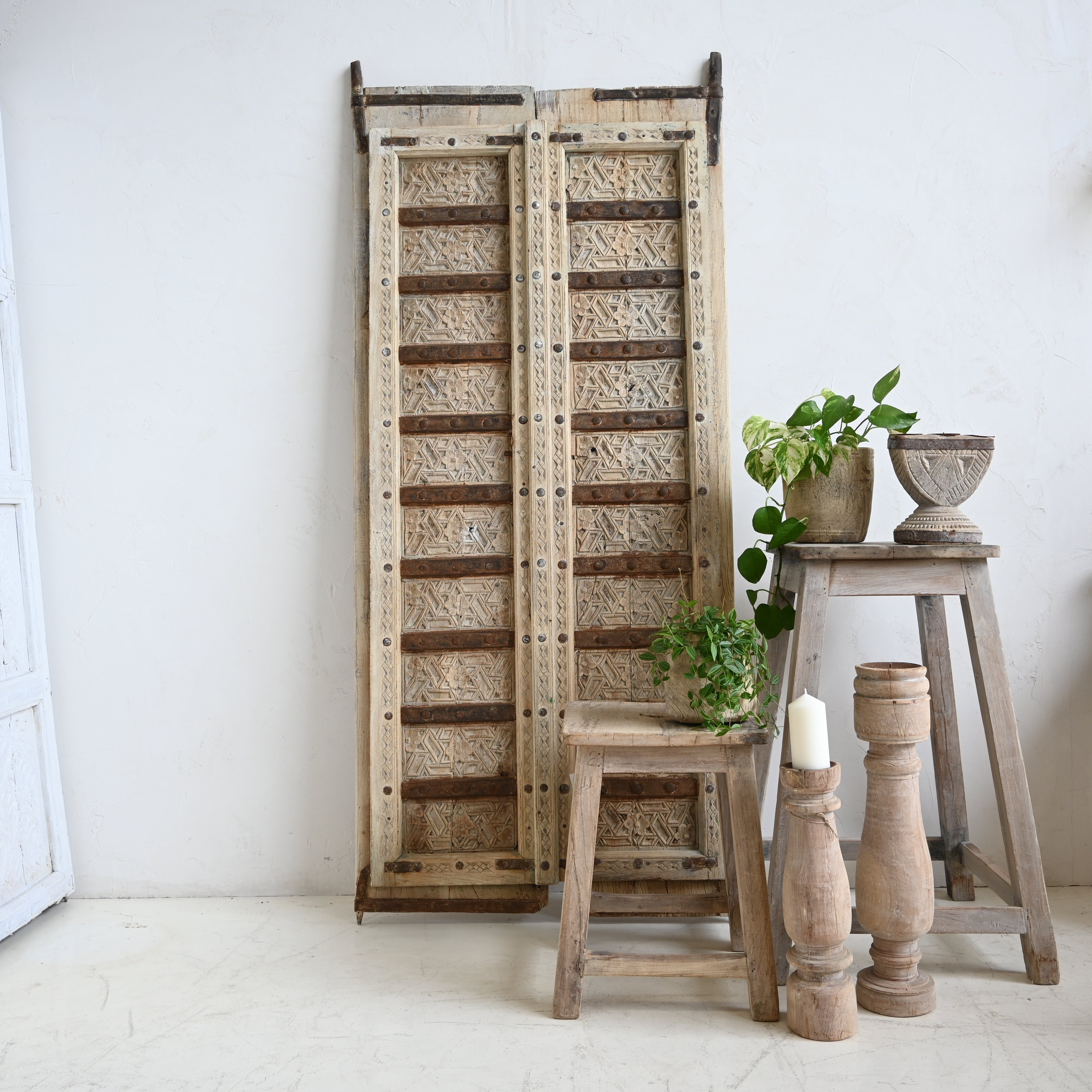 Antique Indian door 250472