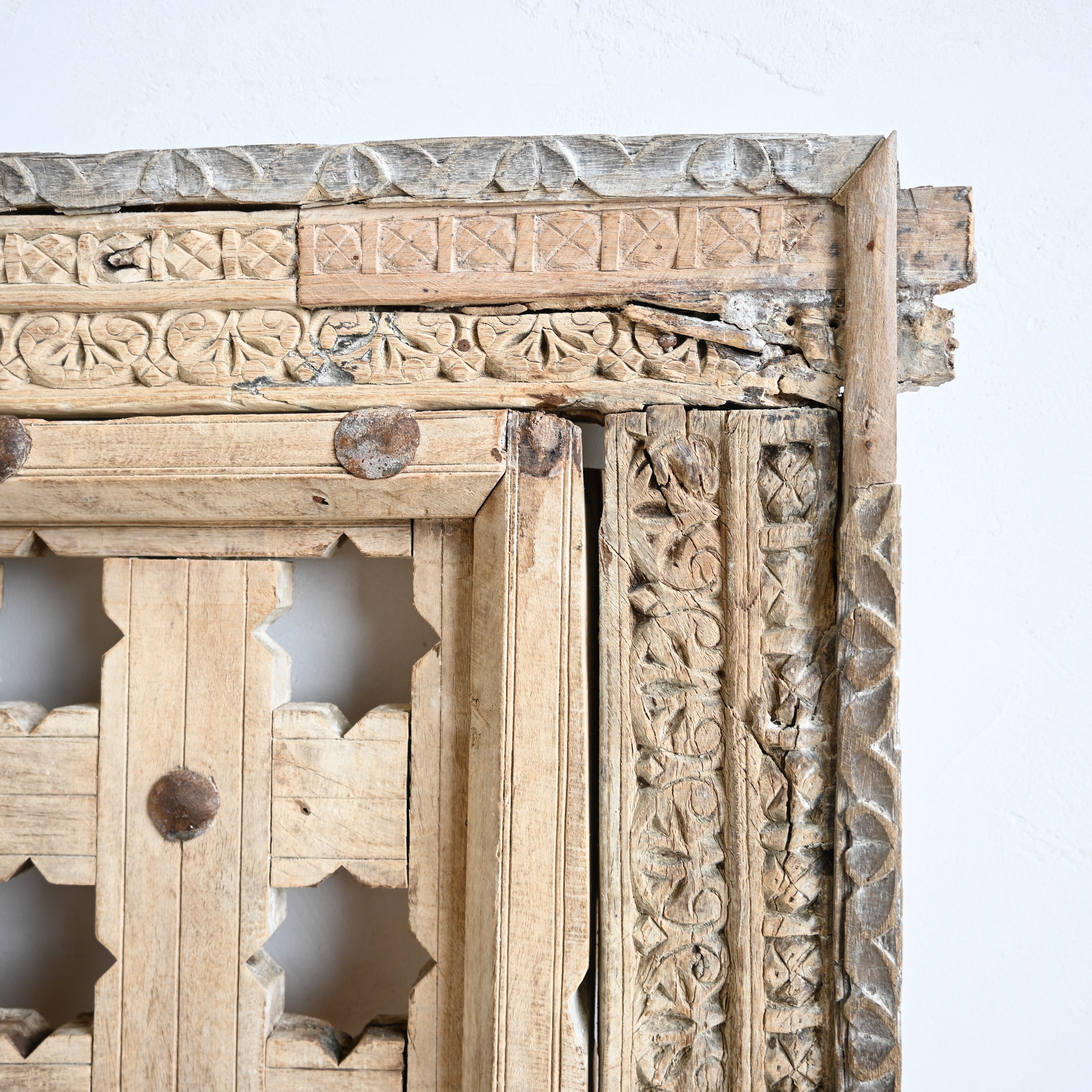 Antique Indian door 278923