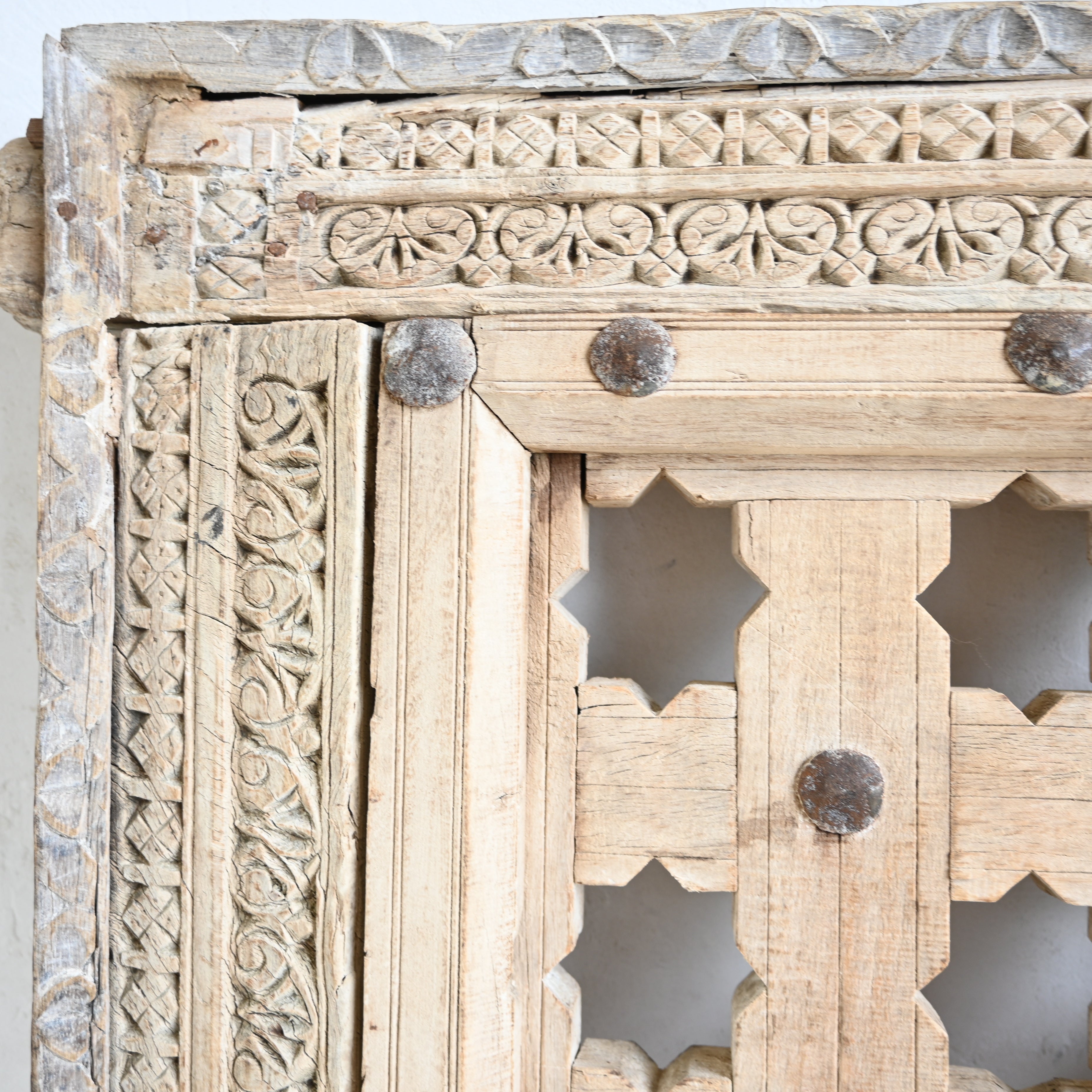 Antique Indian door 278923