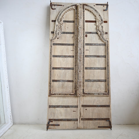 Presale Vintage Indian carved door with iron detail (with frame) 296741