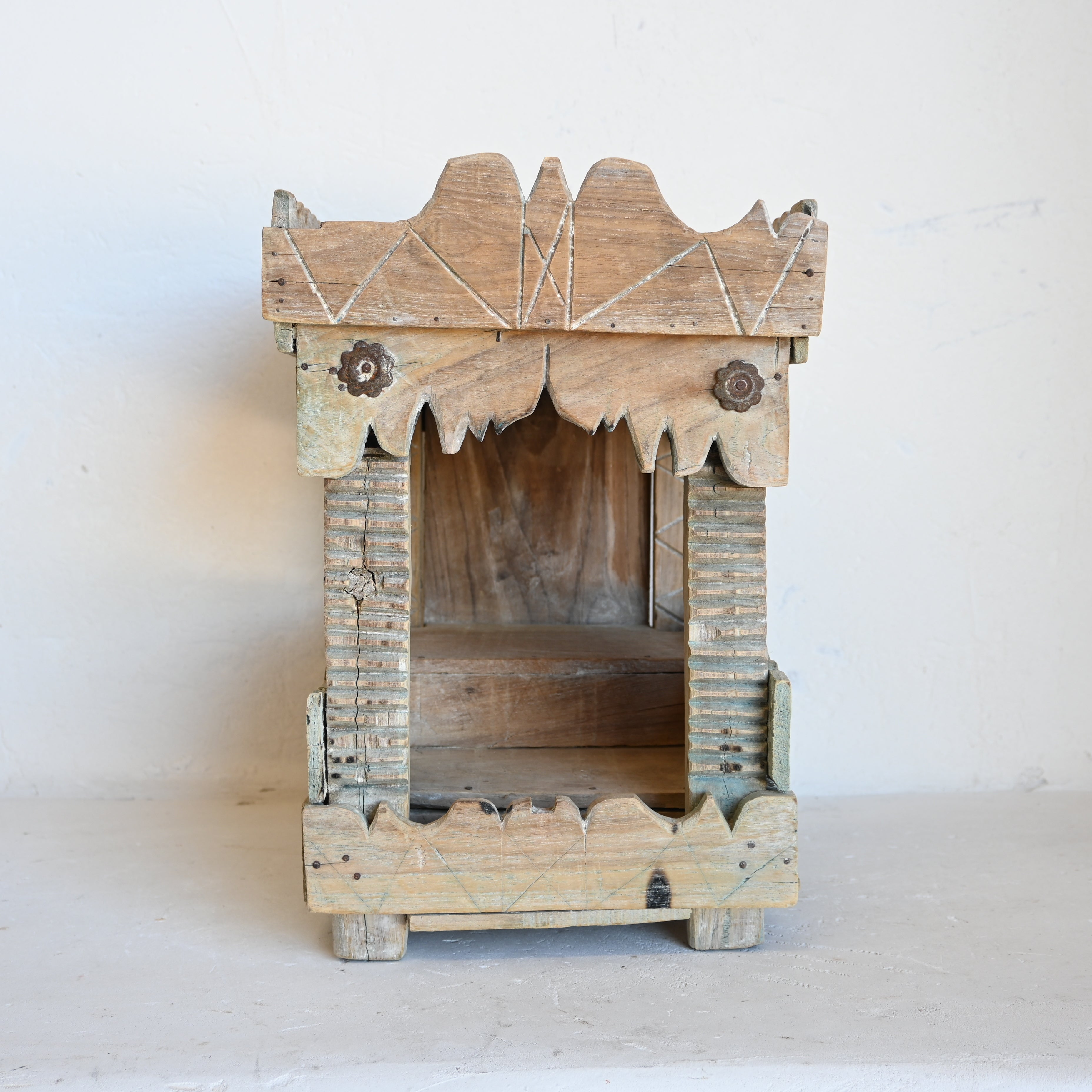 Indian Vintage  Temple 301306 B