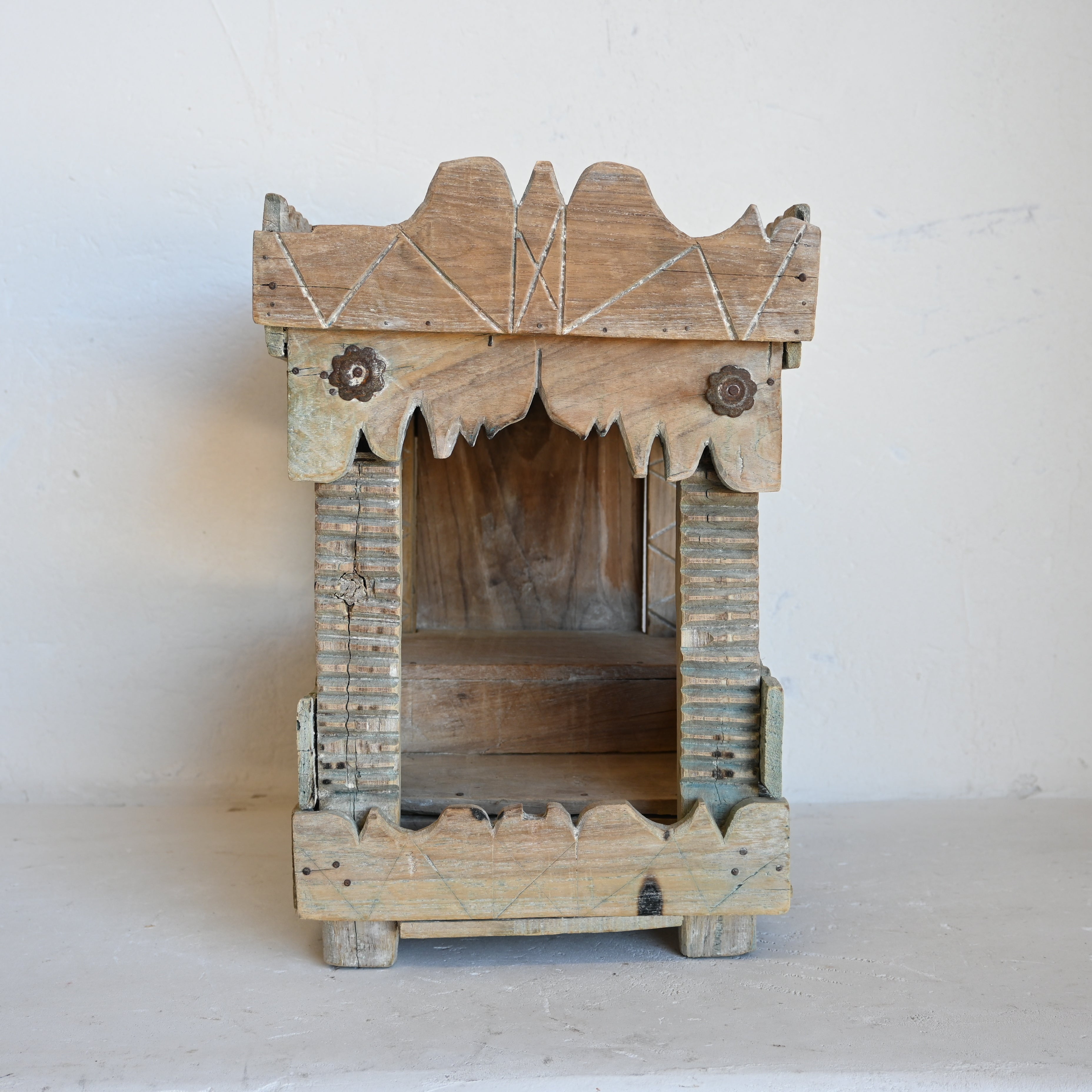 Indian Vintage  Temple 301306 B