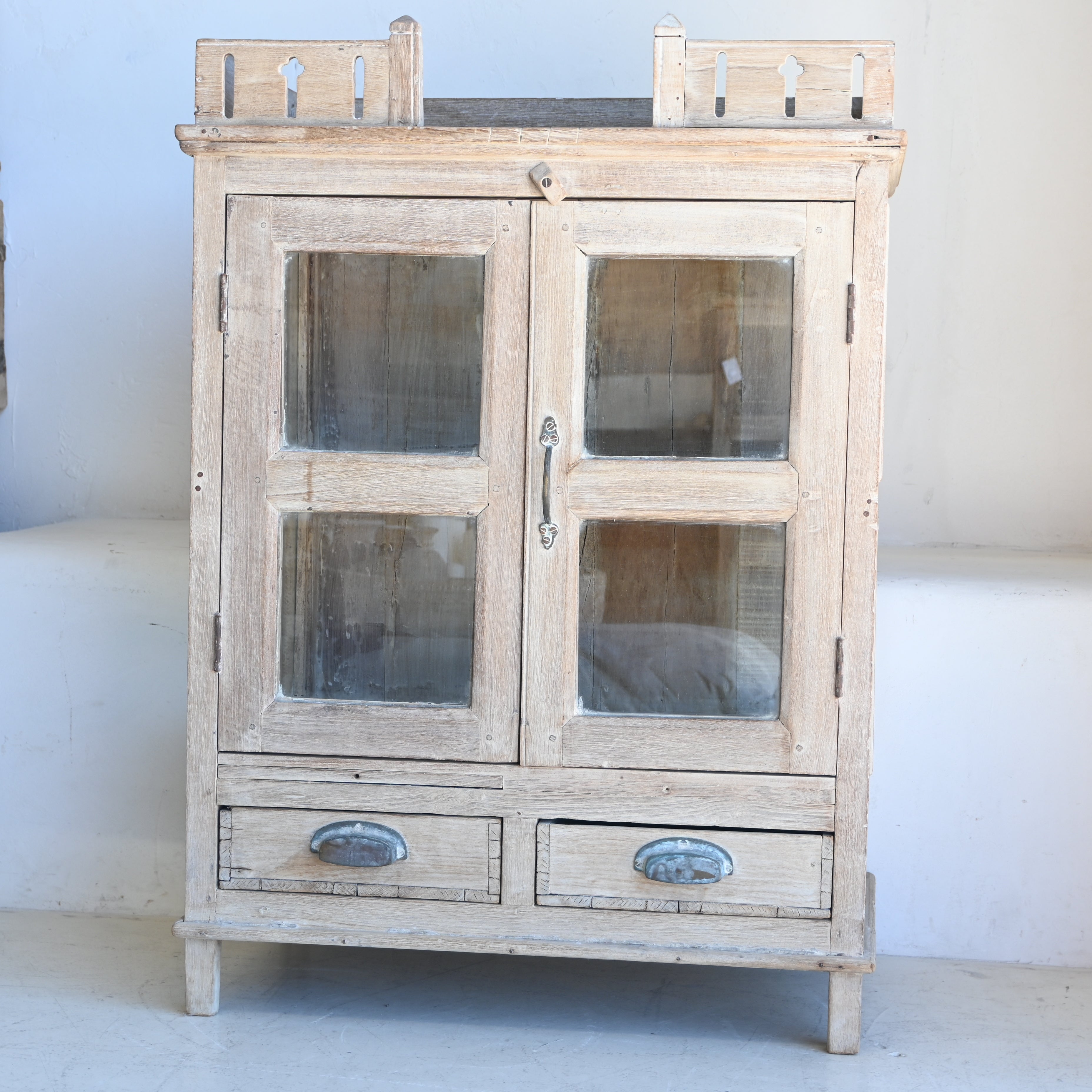 Indian Almirah Glass Cabinet 298782