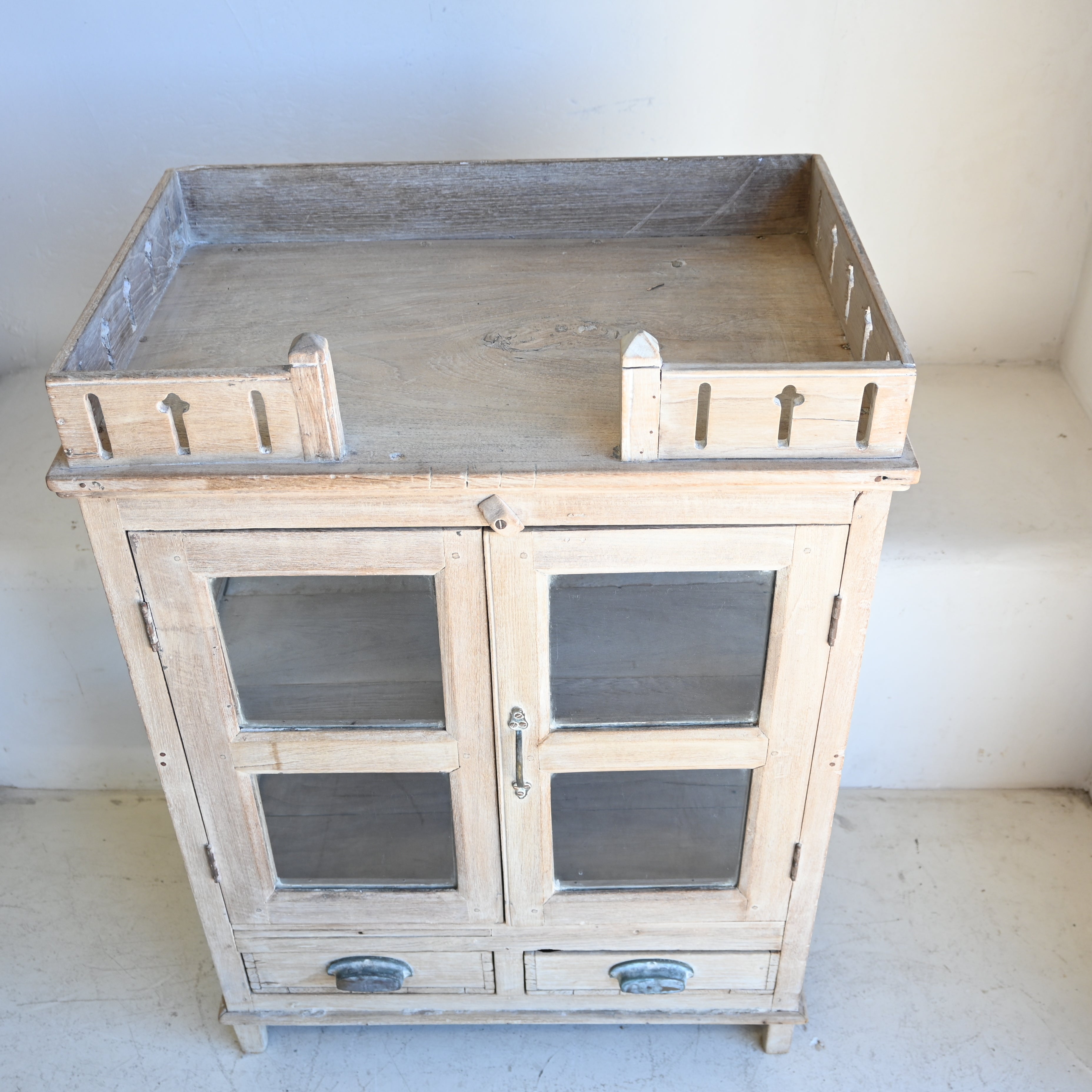 Indian Almirah Glass Cabinet 298782