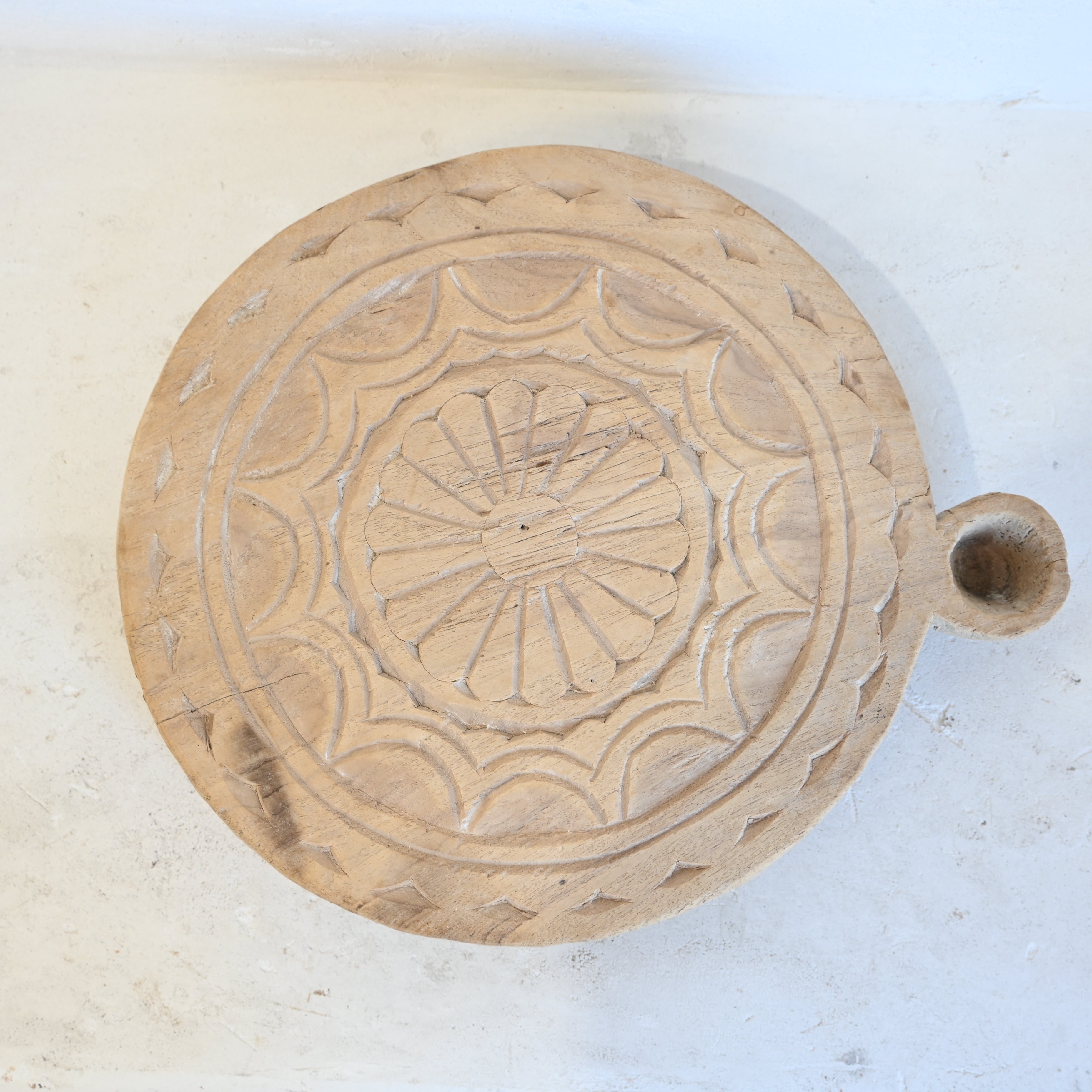 Indian carved Chapati with legs 288179