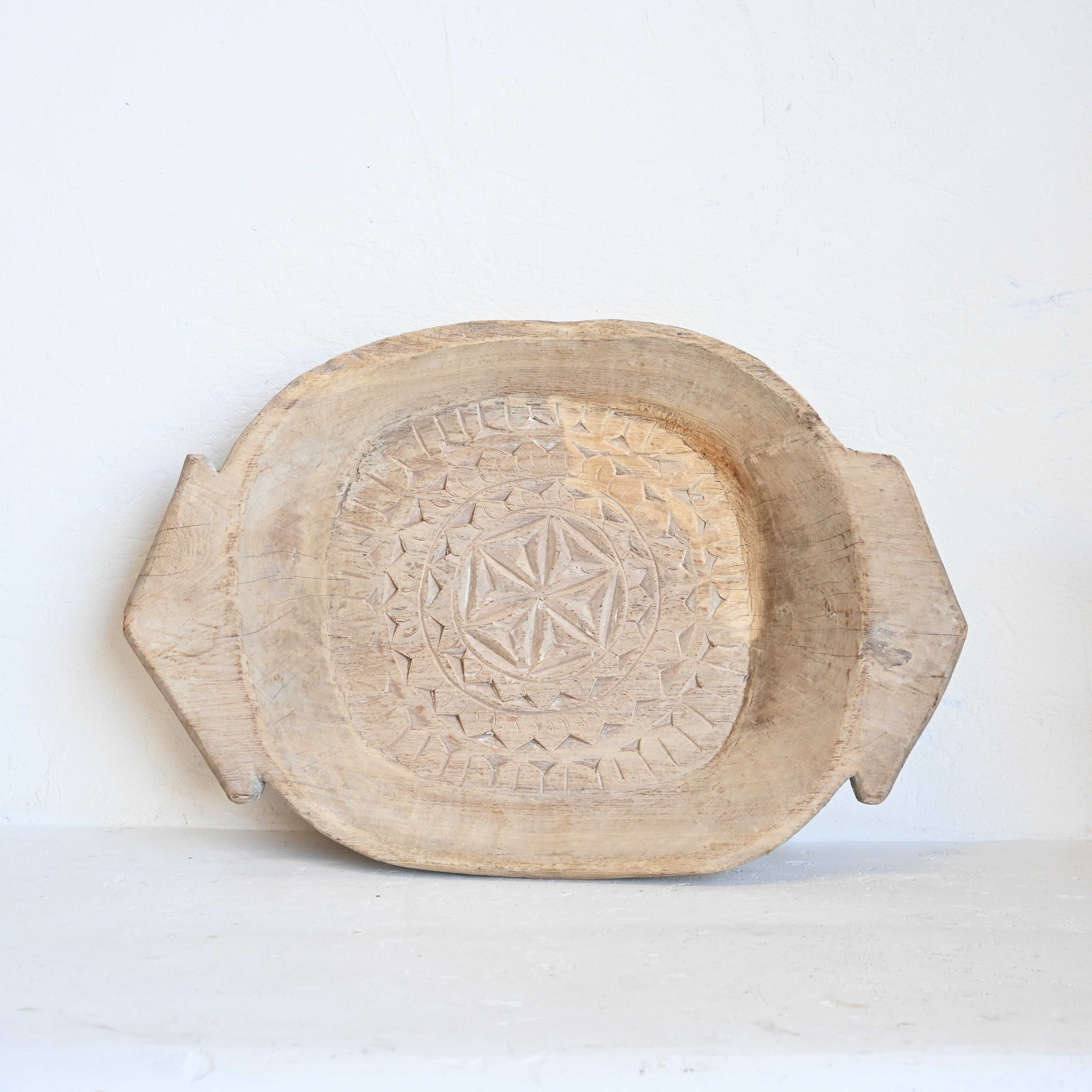 Indian Tray/bowl with handle 288180