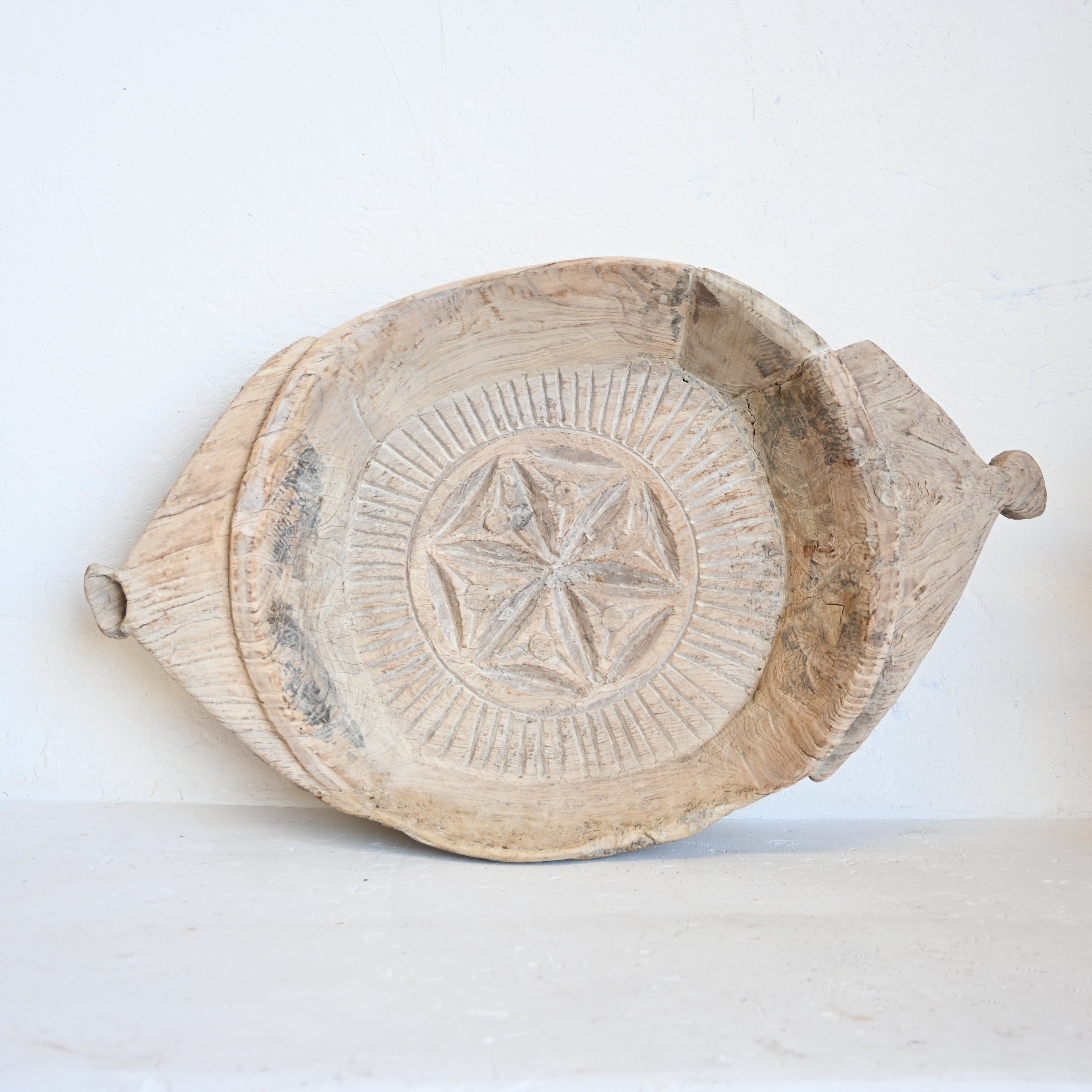 Indian Tray/bowl with handle 288180