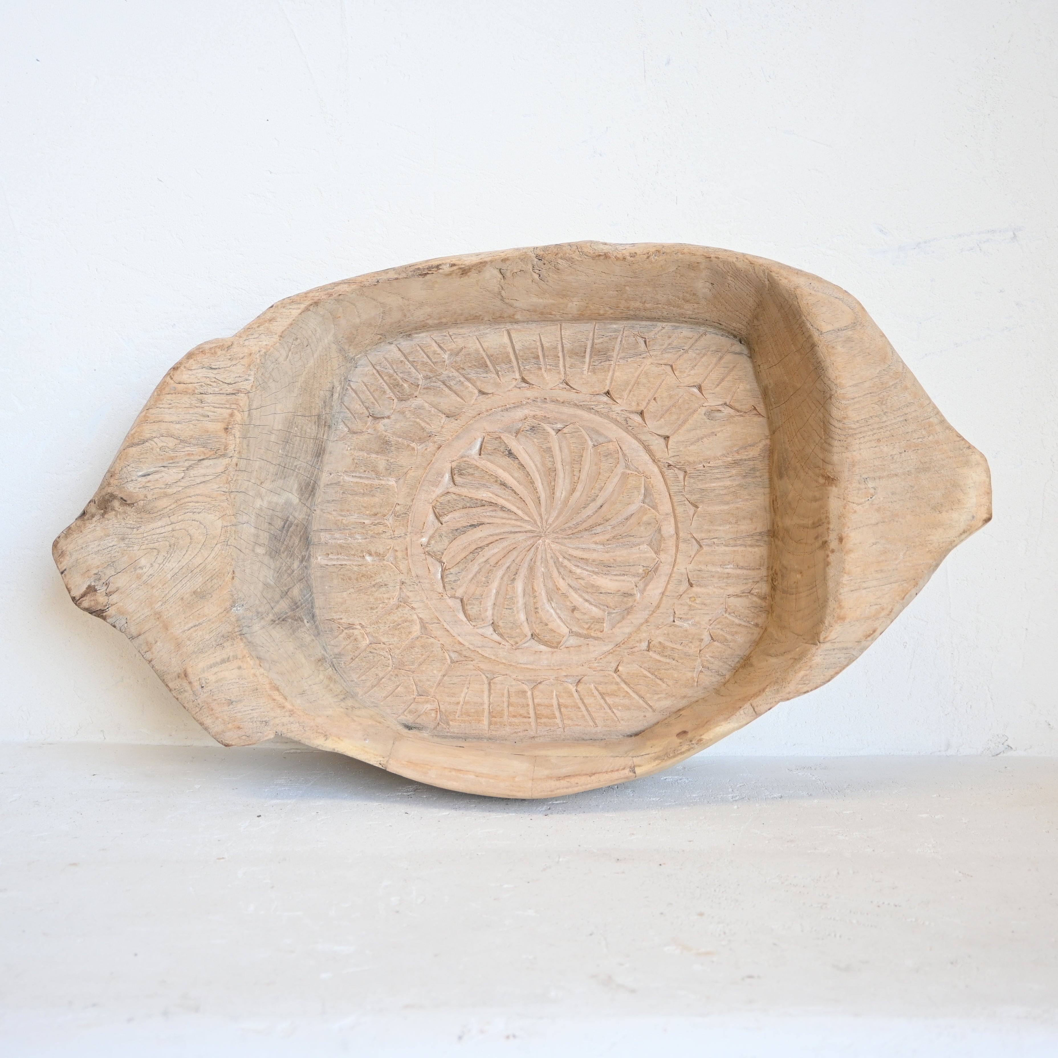 Indian Tray/bowl with handle 288180