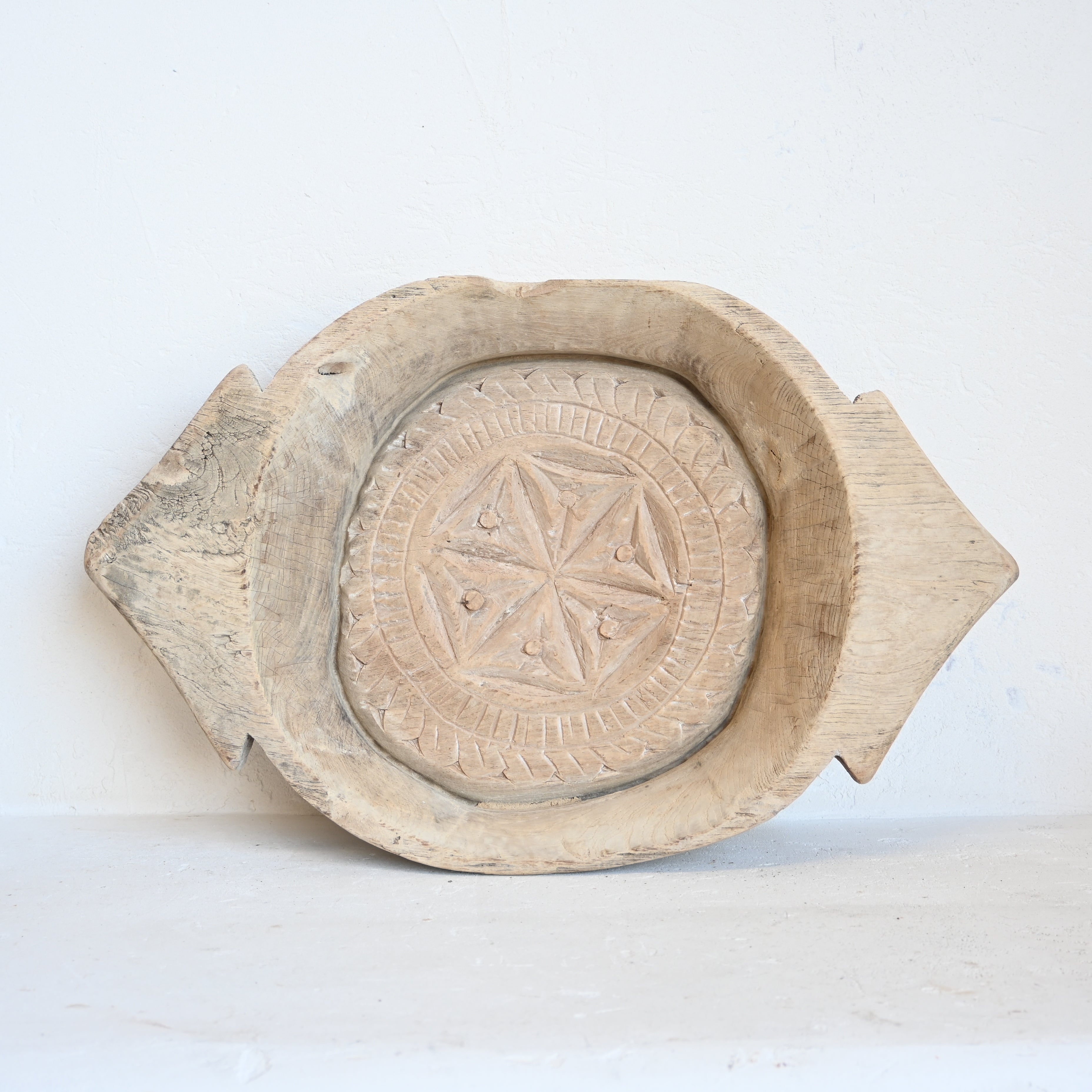 Indian Tray/bowl with handle 288180