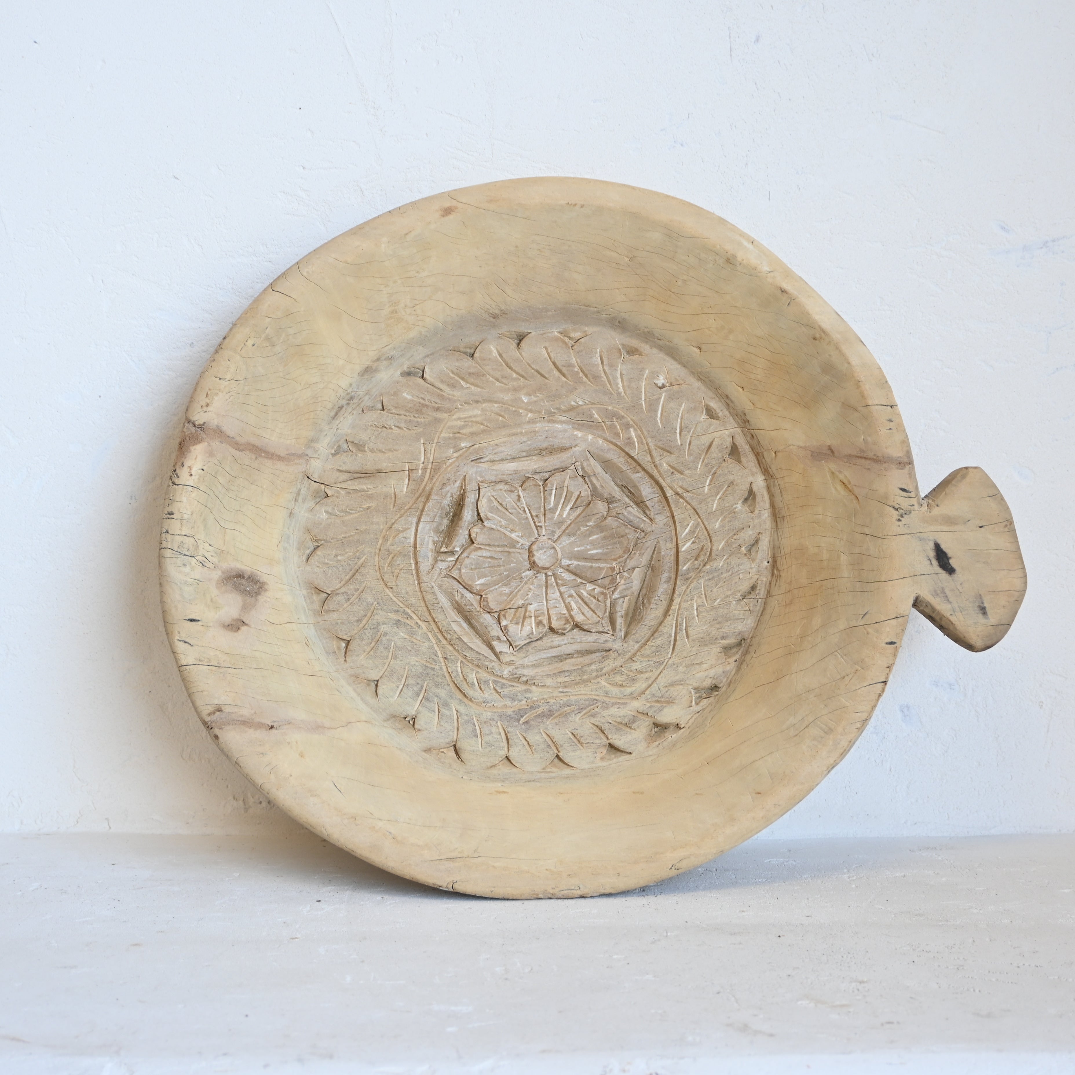 Indian Tray/bowl with handle 288180