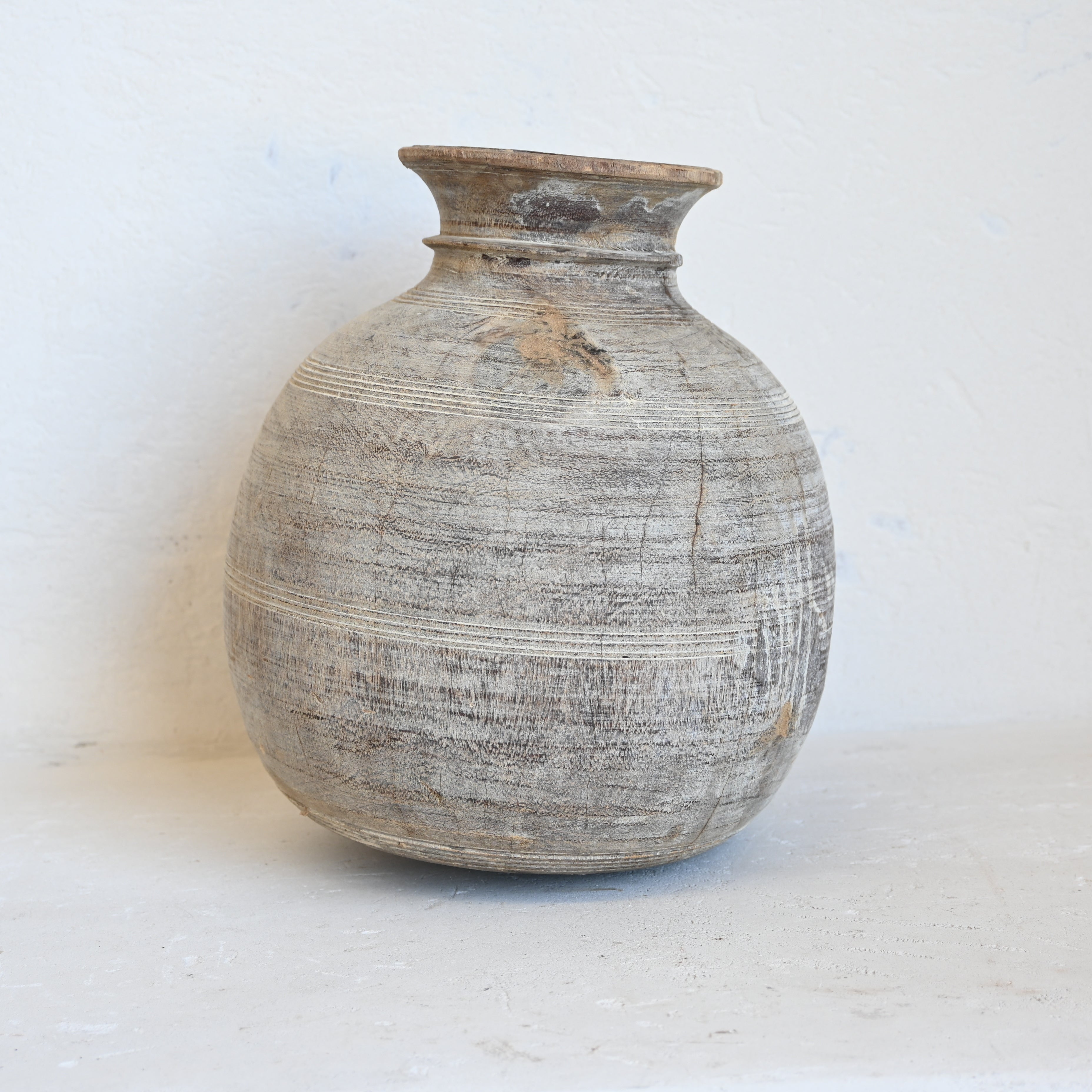 Vintage Indian Pot 306808