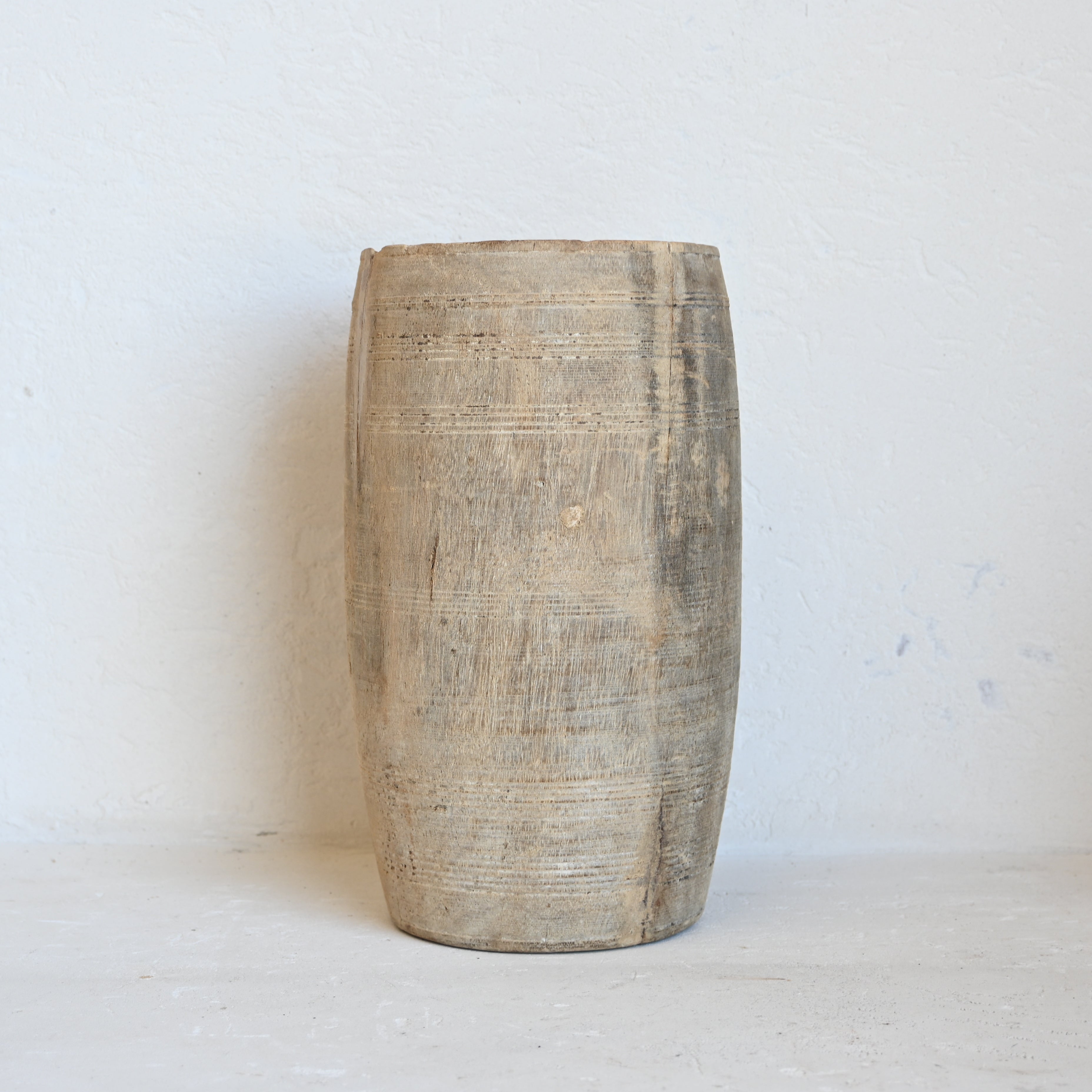 Vintage Timber Pot 311460