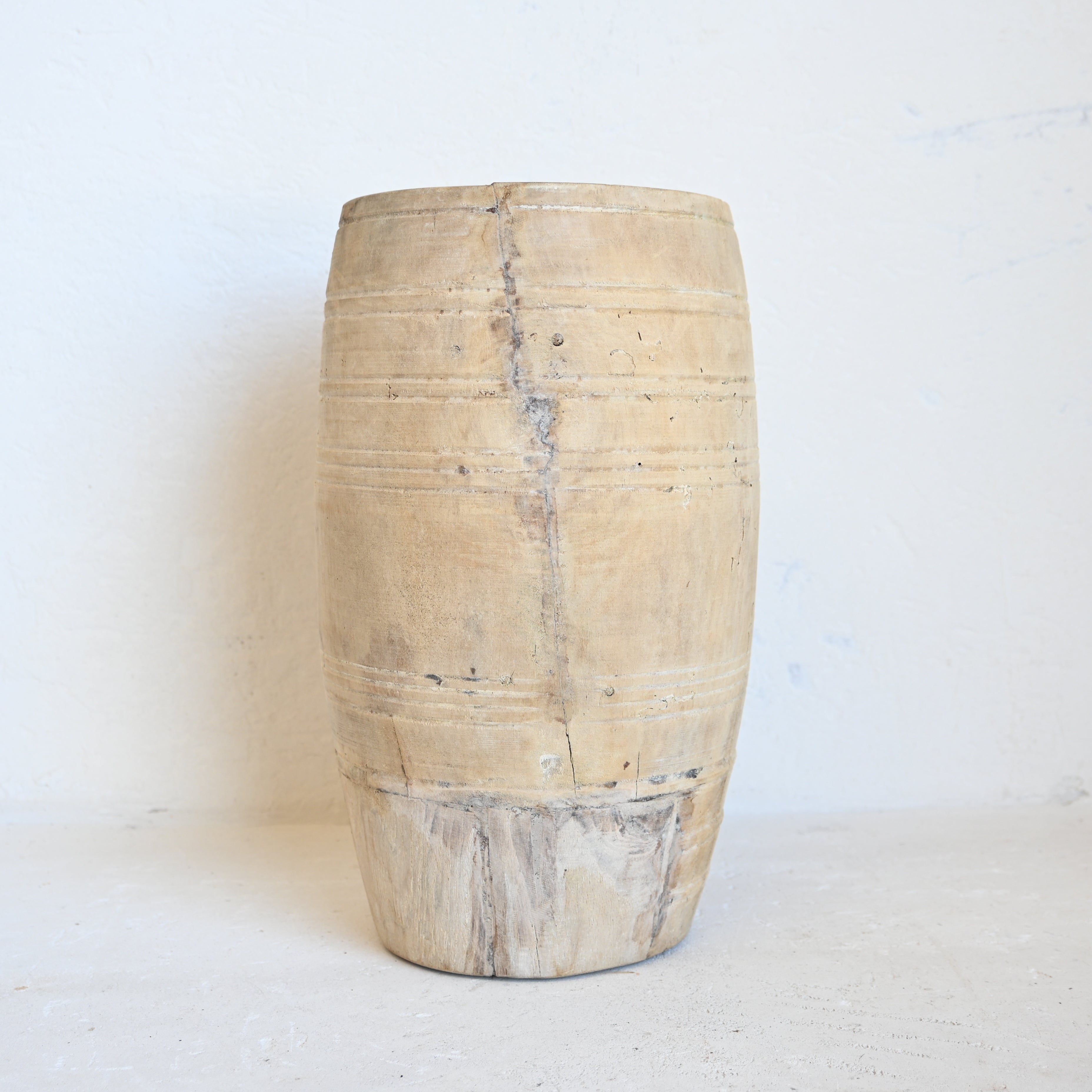 Vintage Timber Pot 311460