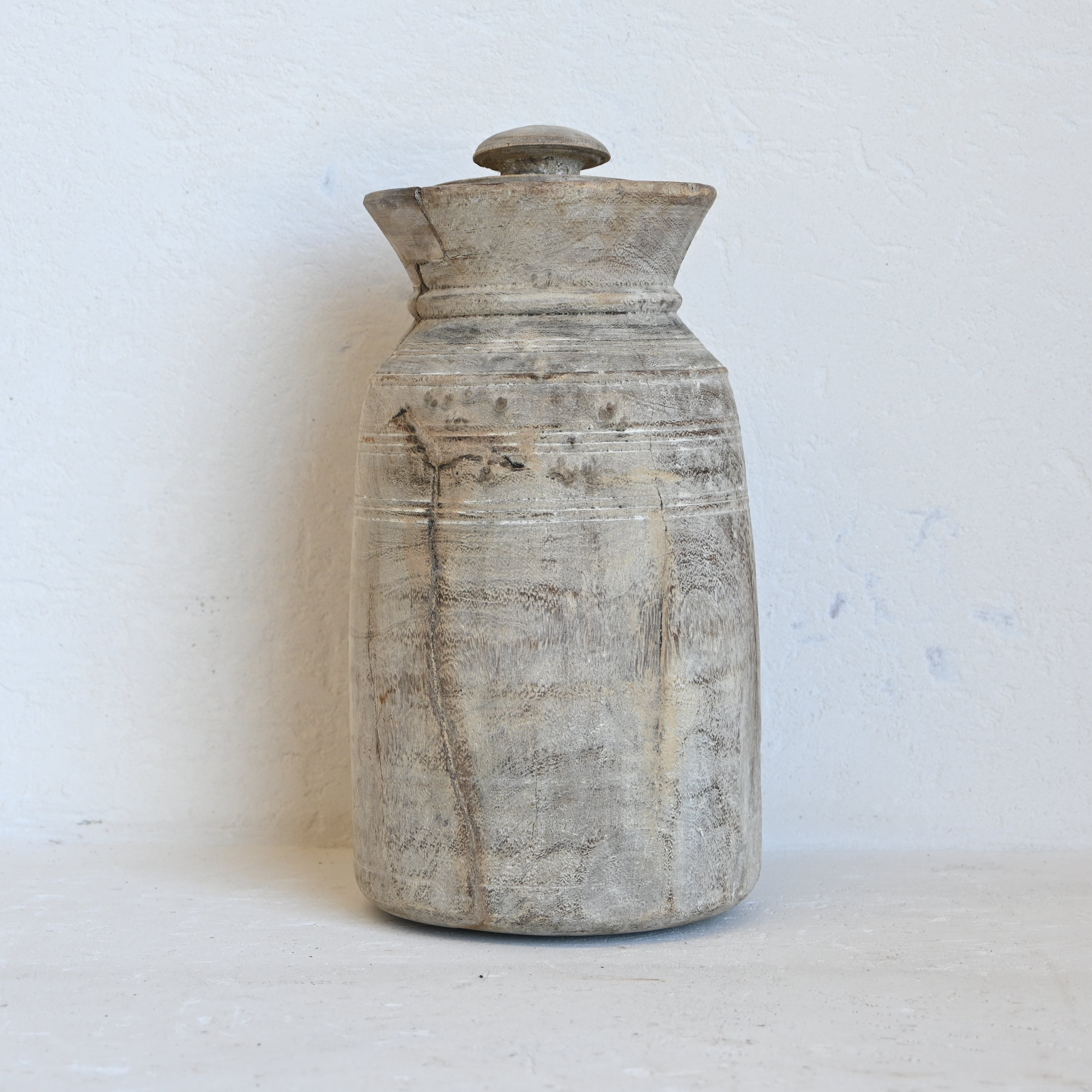 Vintage Indian Pot w/lid 311346