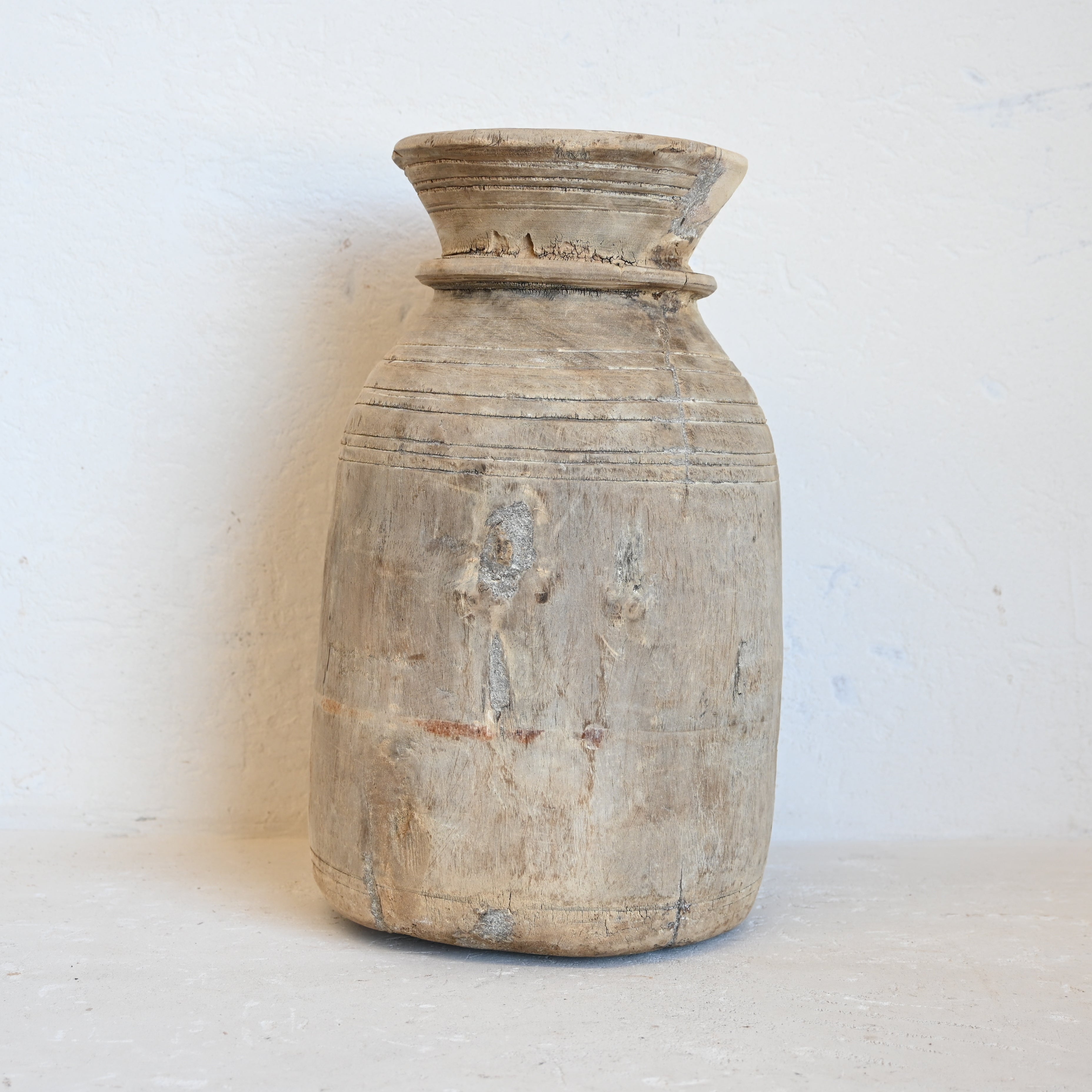 Vintage Indian Pot 295674