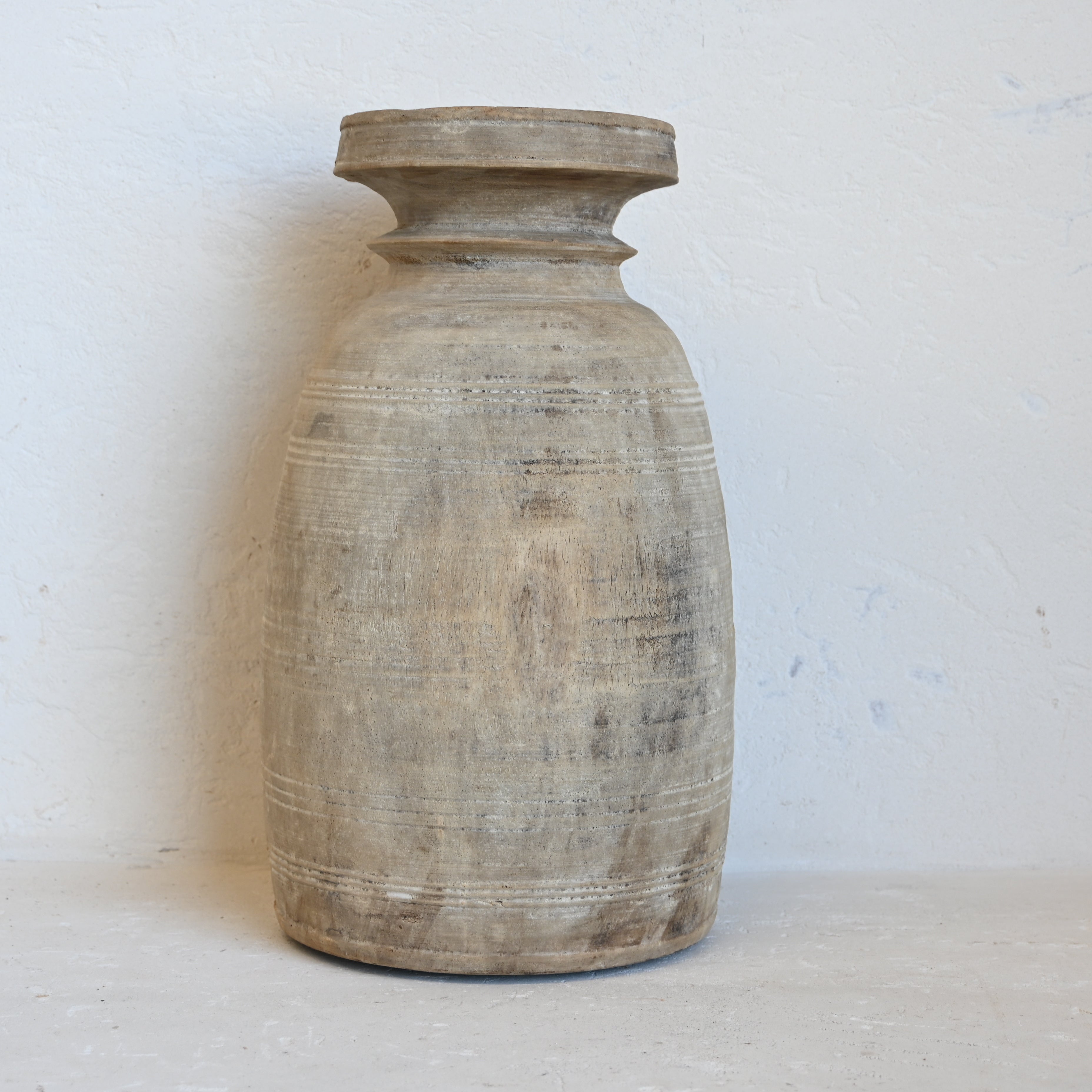 Vintage Indian Pot 295674