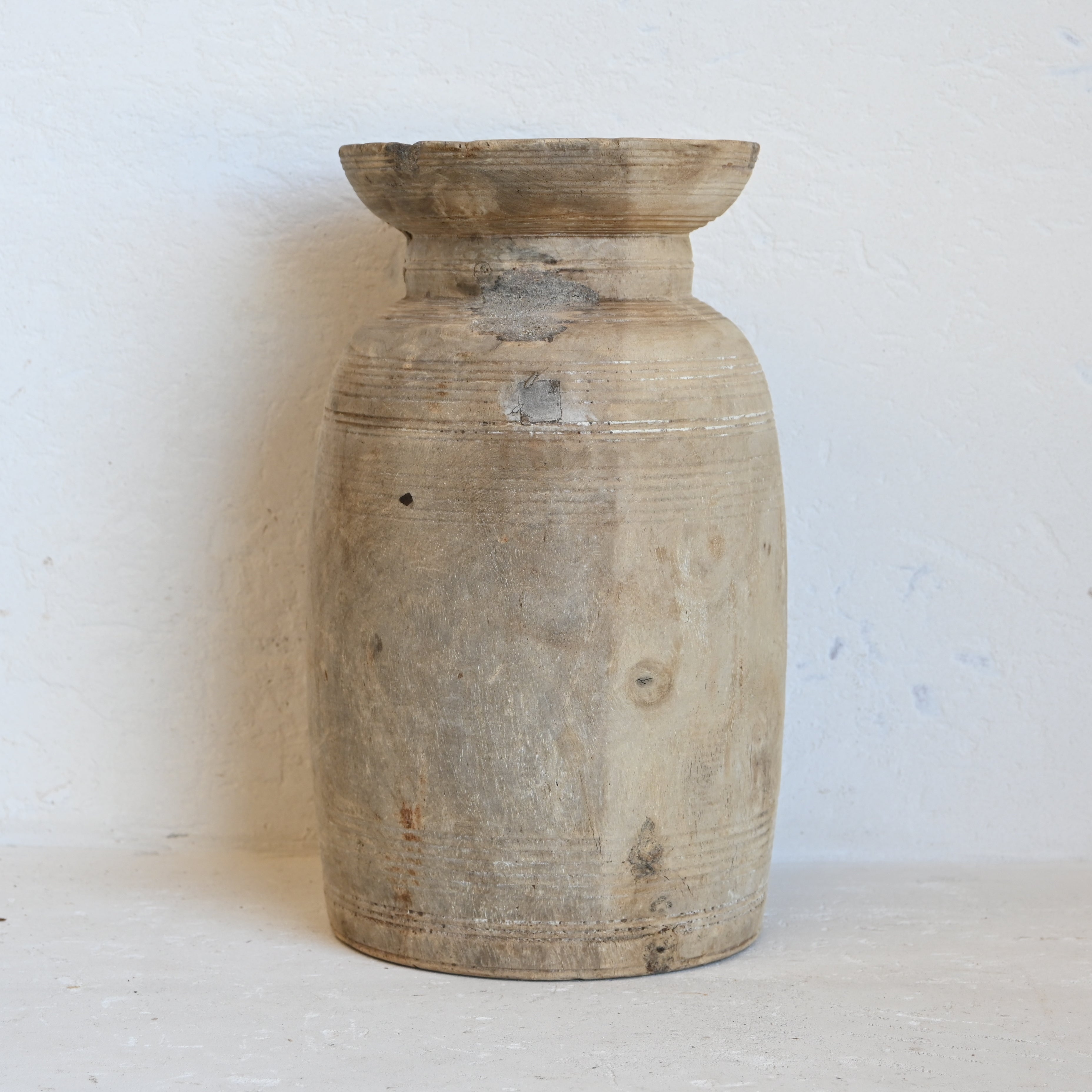 Vintage Indian Pot 295674