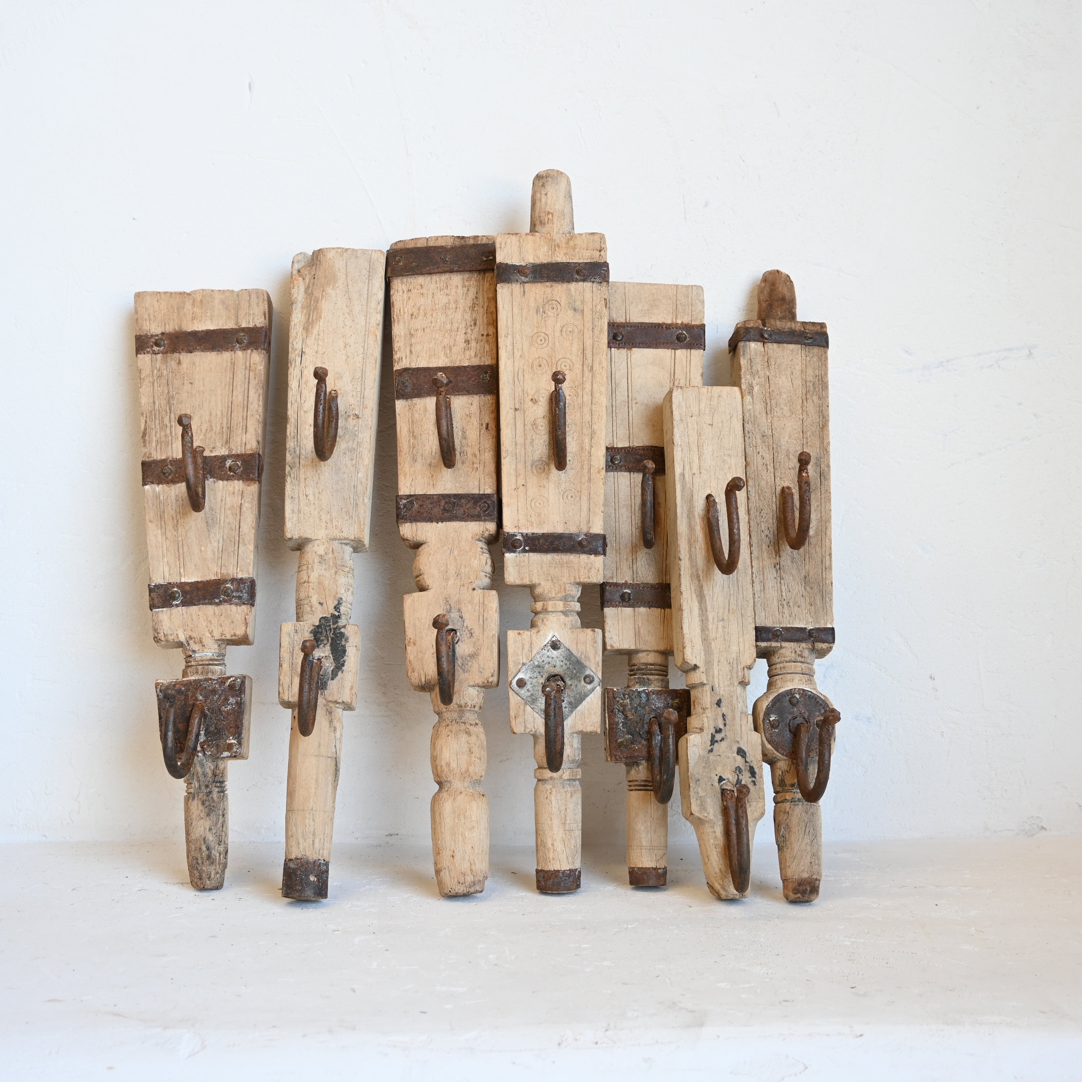 Carved Indian Timber Hook 308042