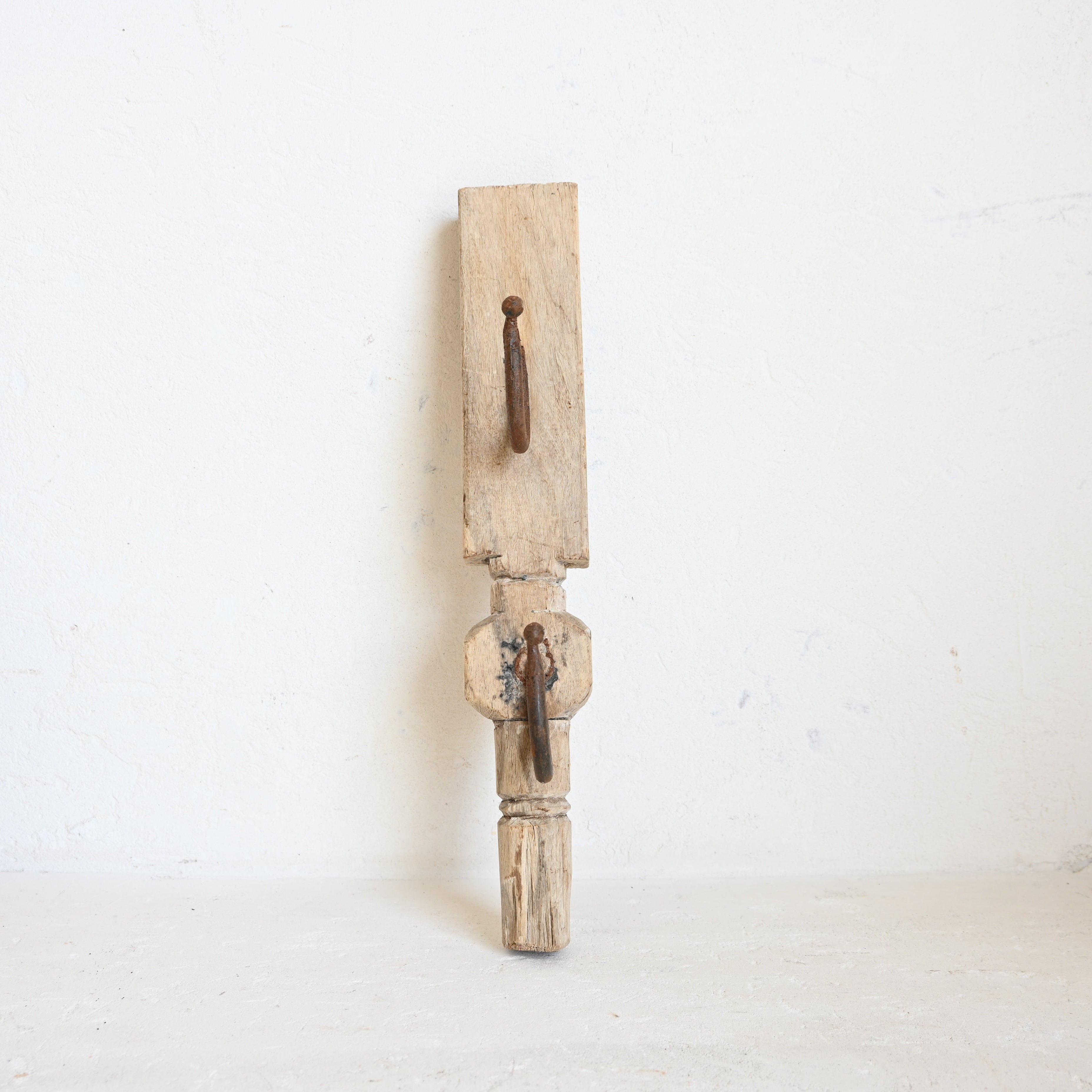 Carved Indian Timber Hook 308042