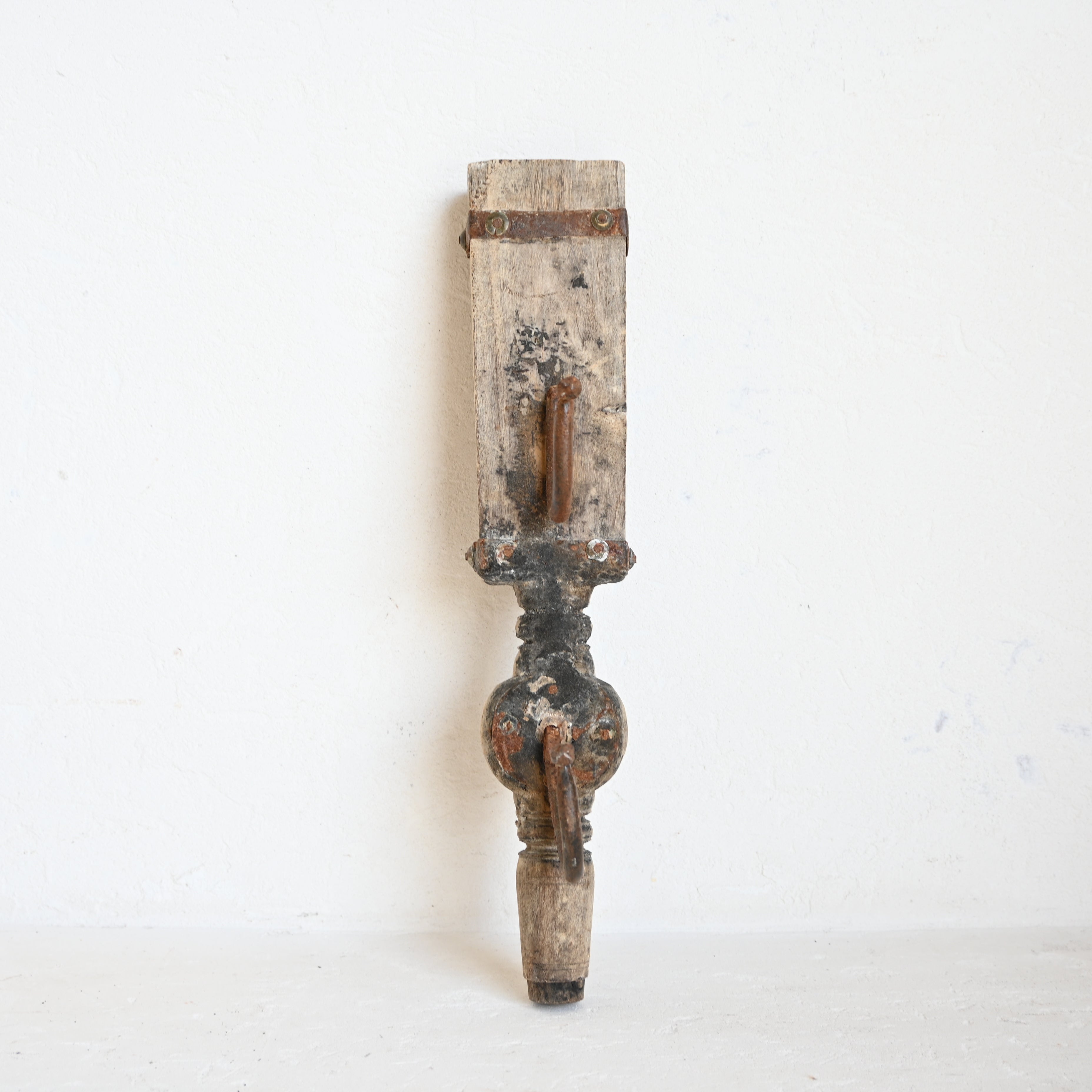 Carved Indian Timber Hook 308042