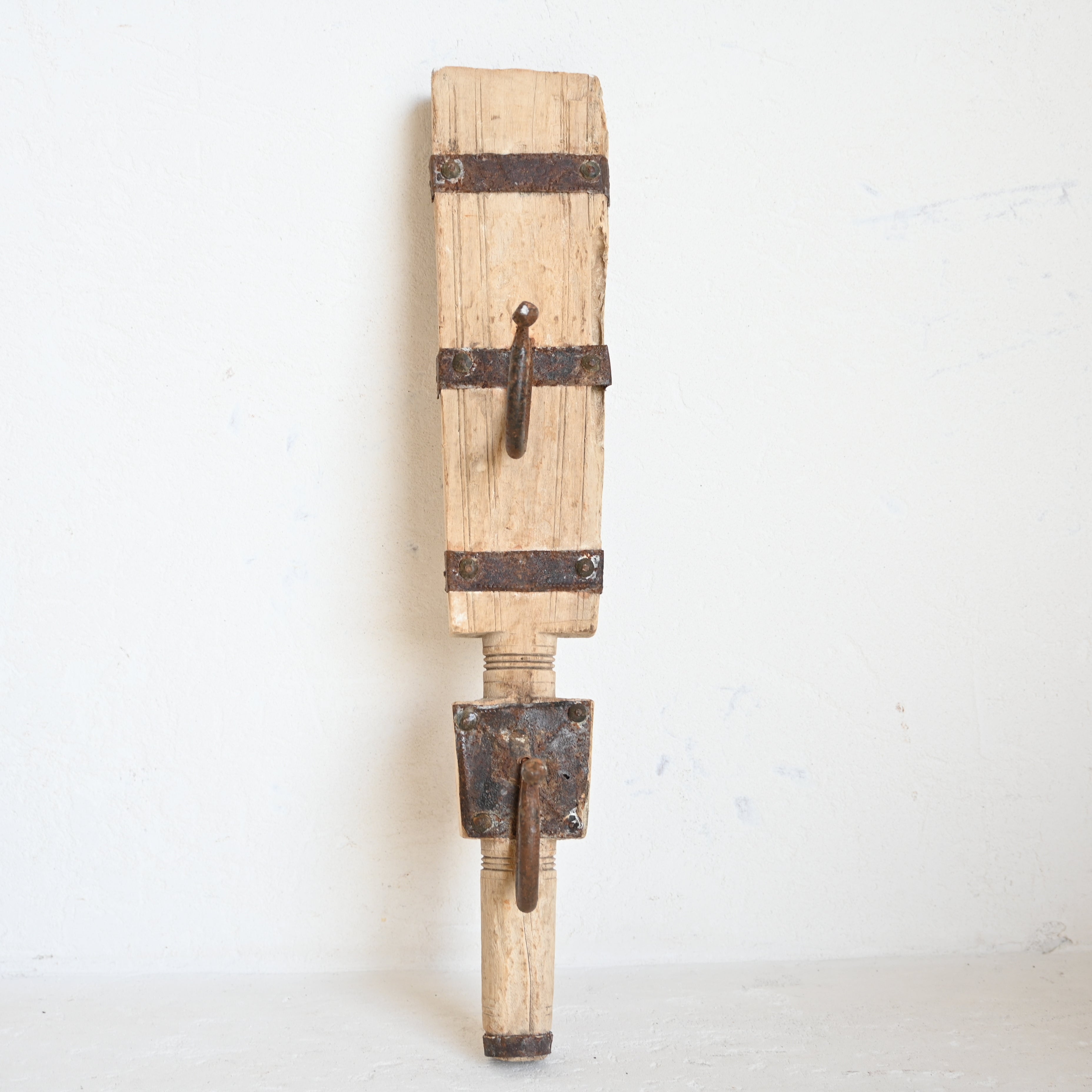 Carved Indian Timber Hook 308042