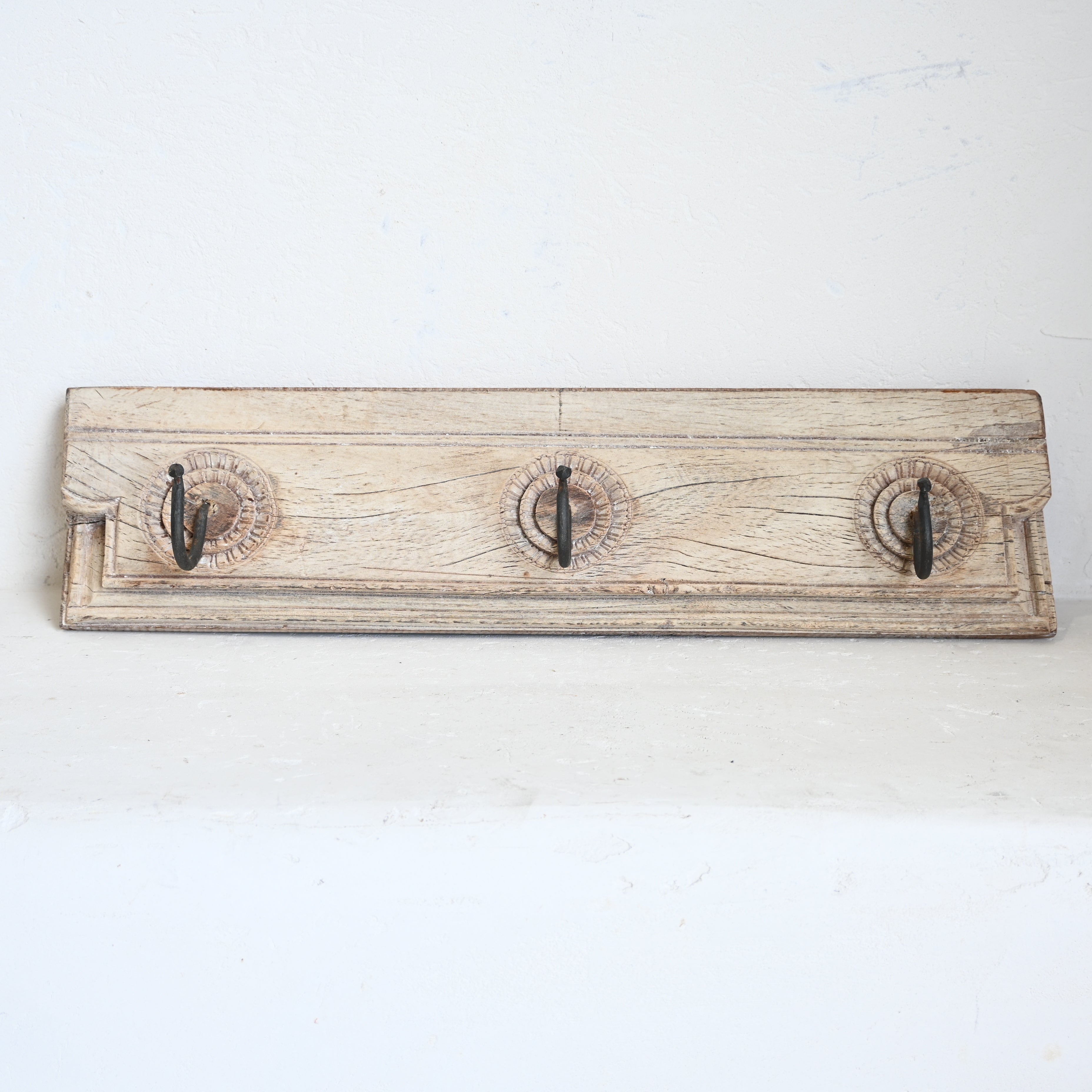 Carved Indian Timber Hook 308047