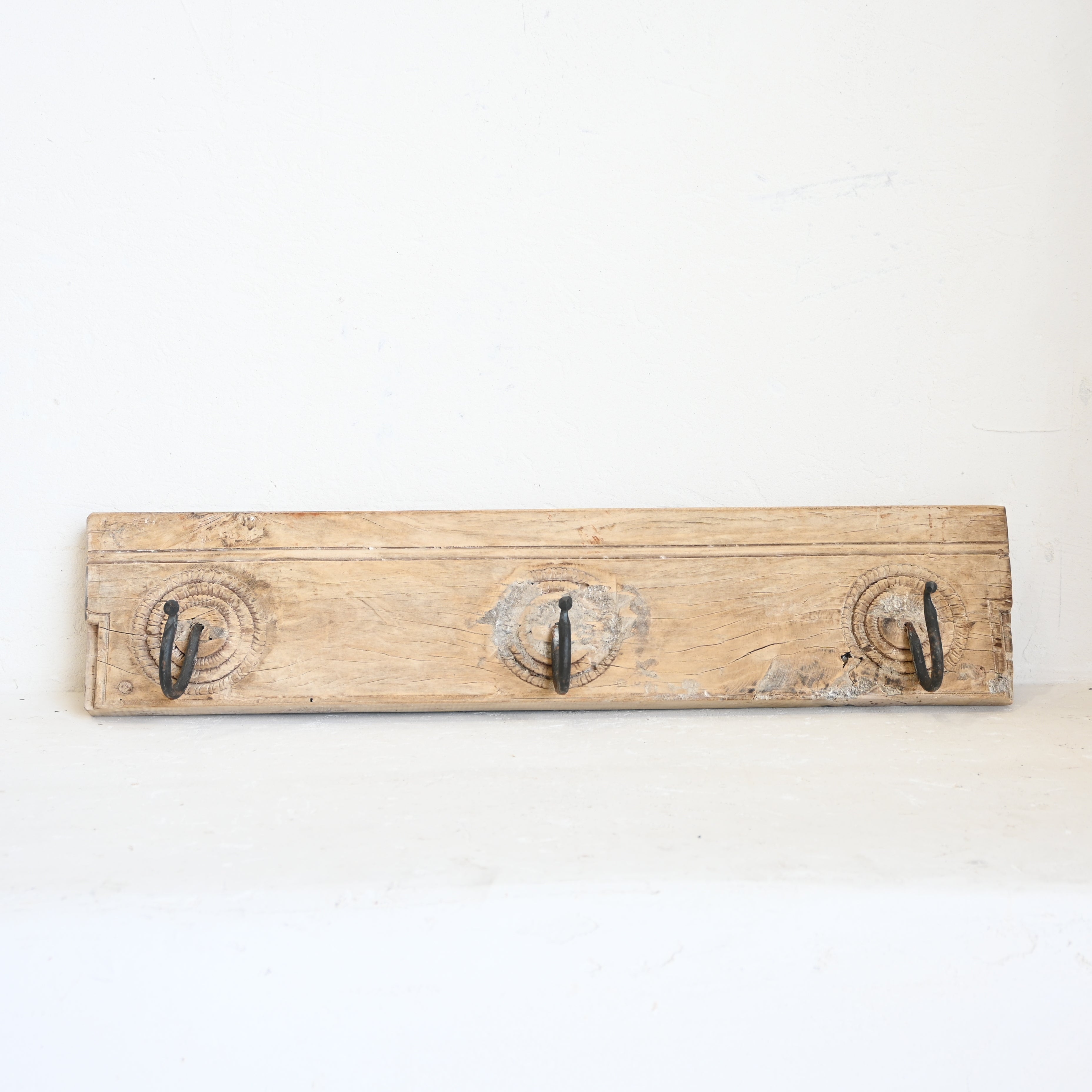 Carved Indian Timber Hook 308047