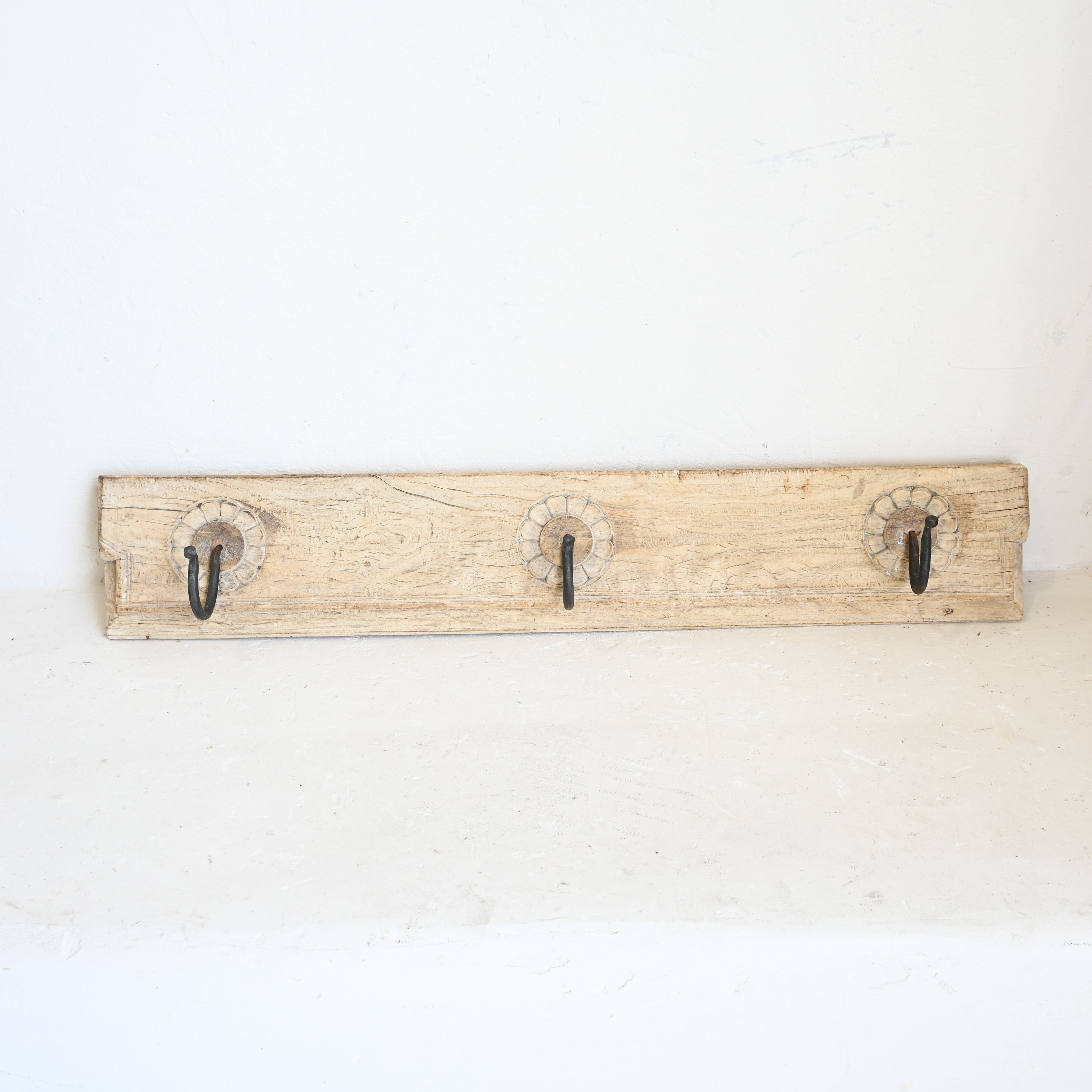 Carved Indian Timber Hook 308047