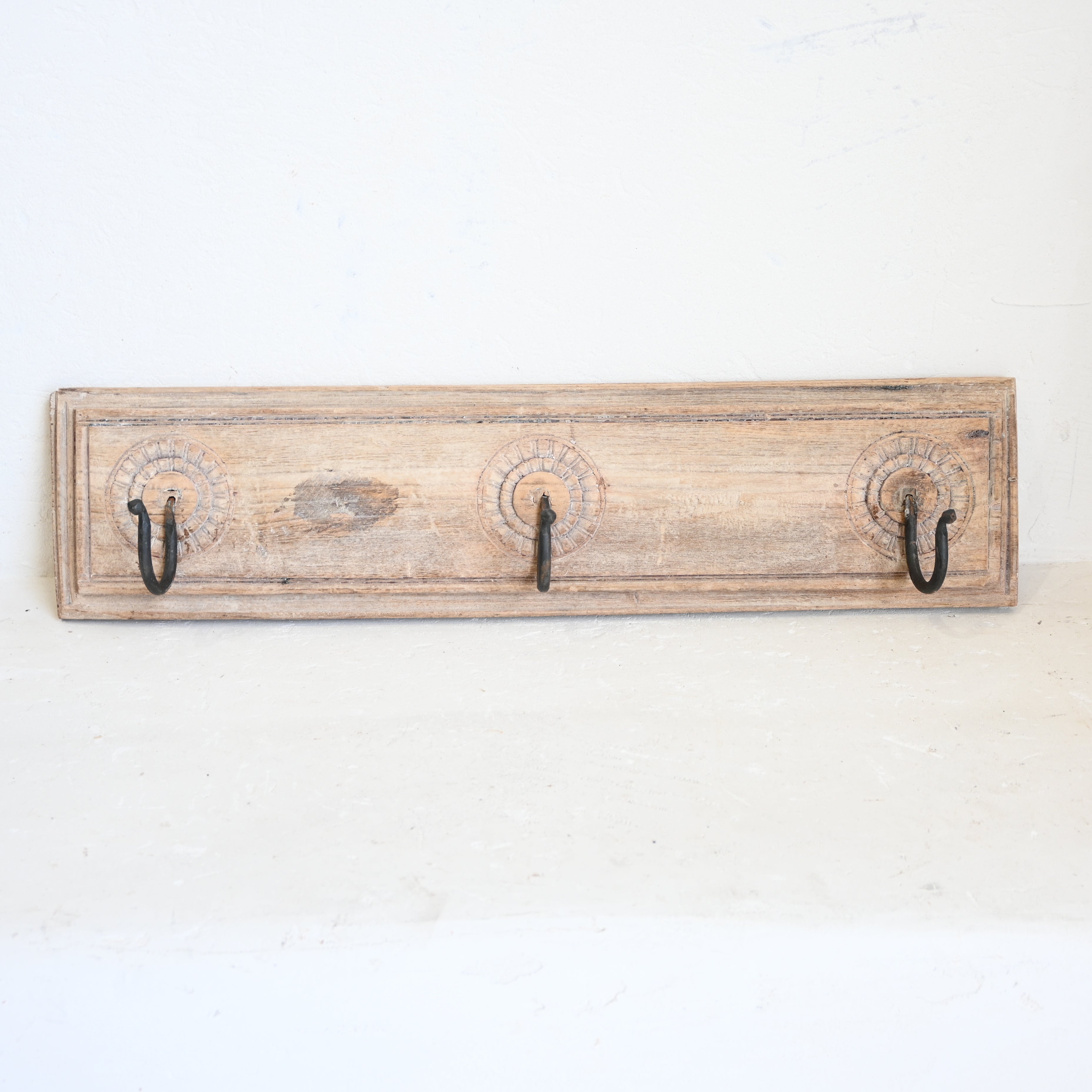 Carved Indian Timber Hook 308047