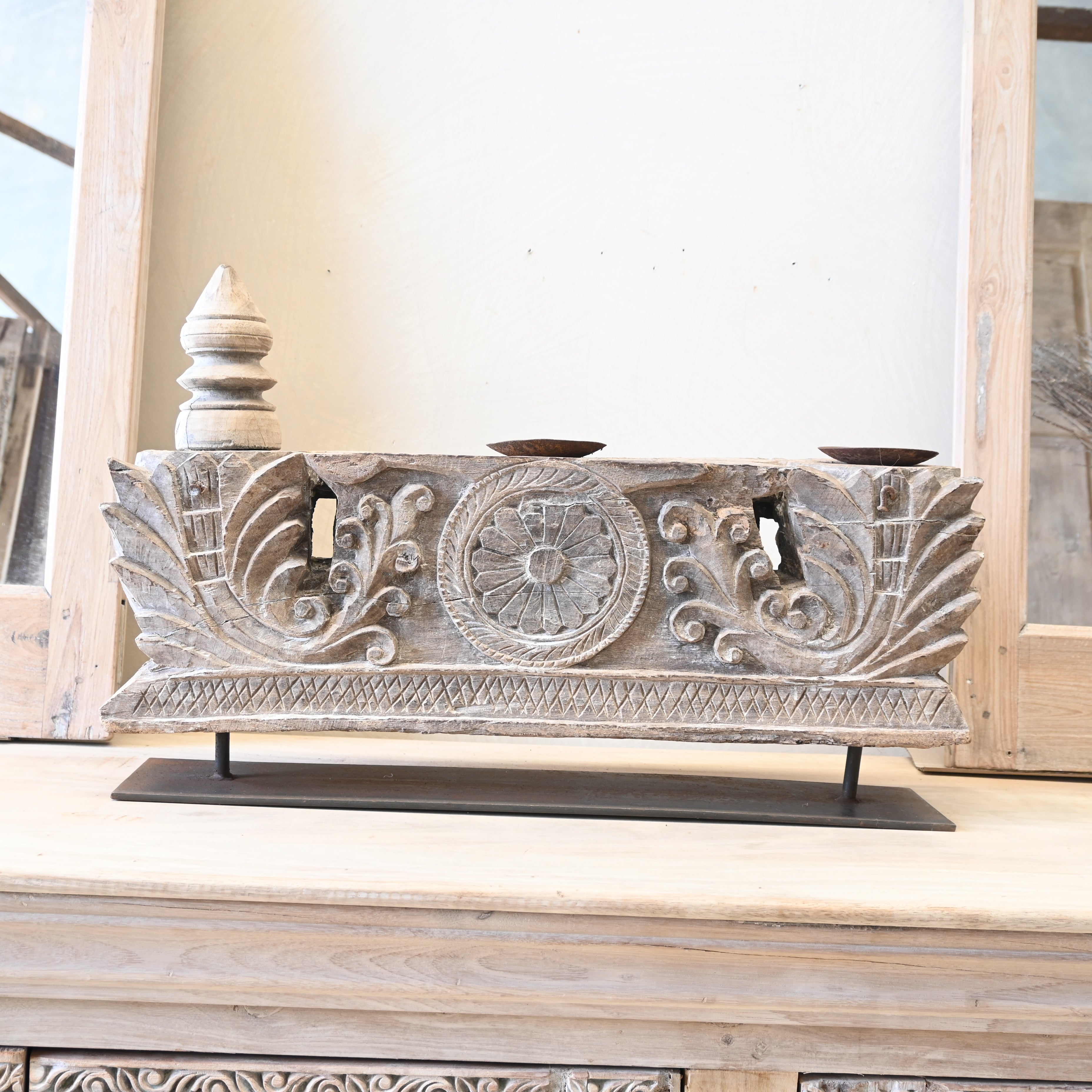 Indian Candle stand 312701