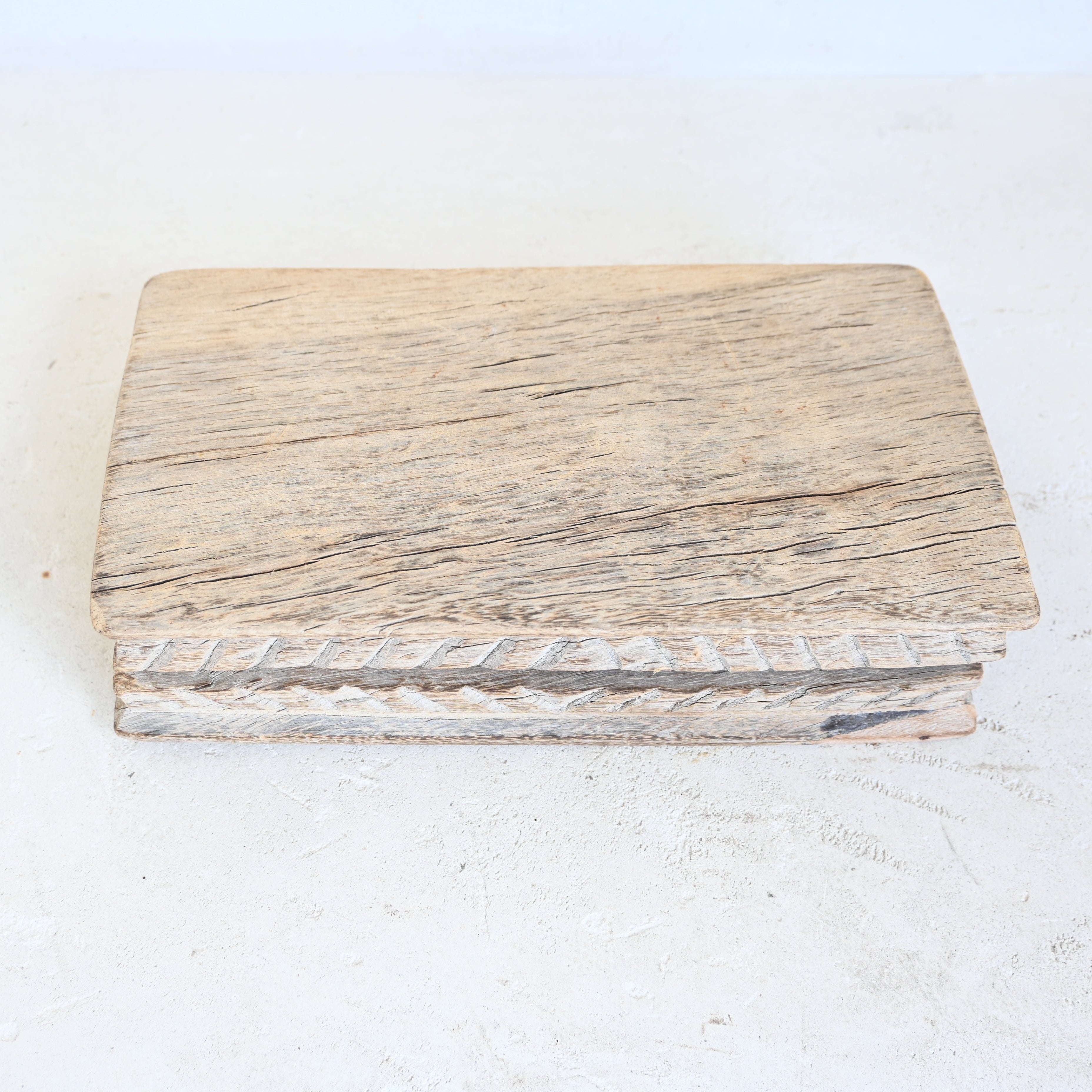 Indian Vintage tika box 275721