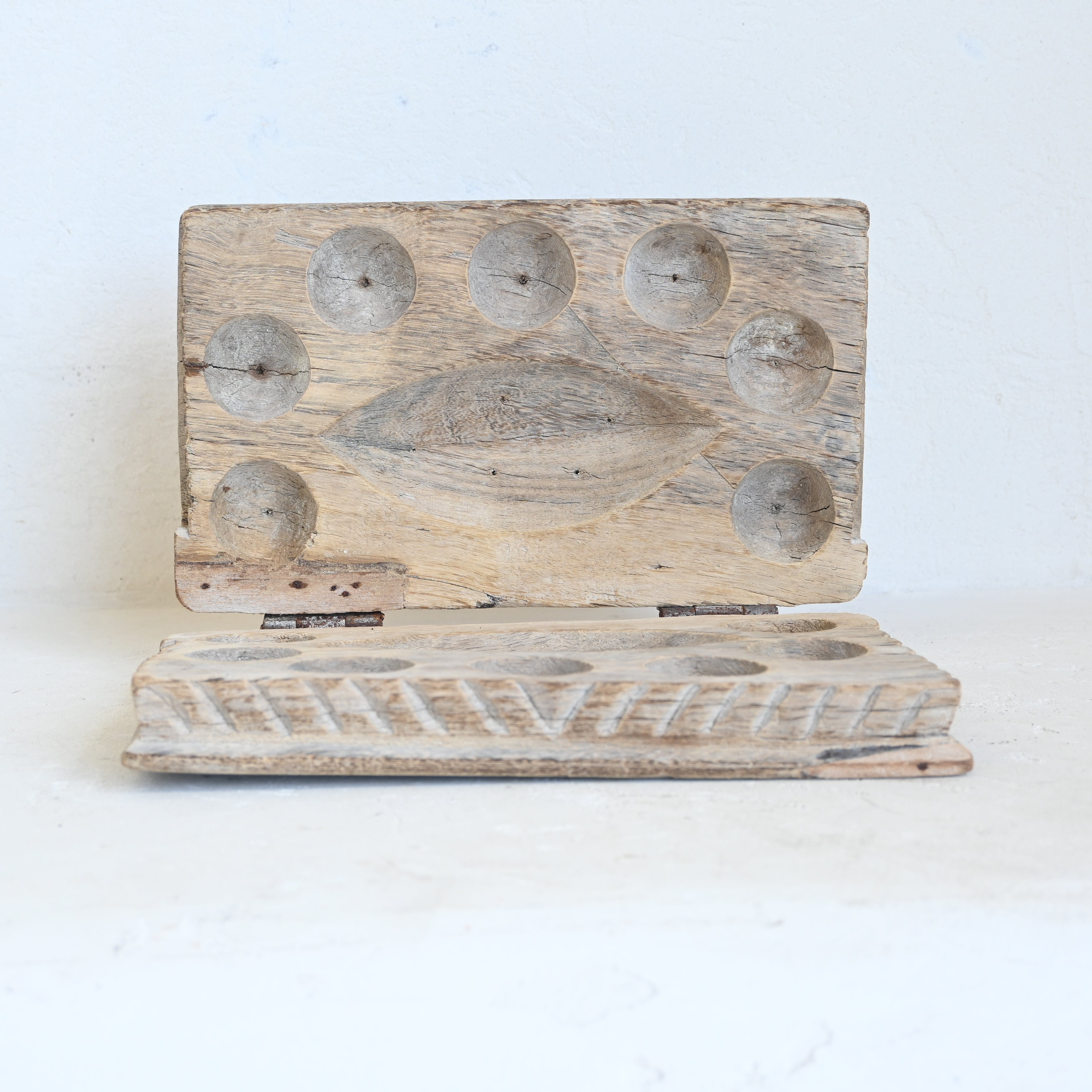 Indian Vintage tika box 275721