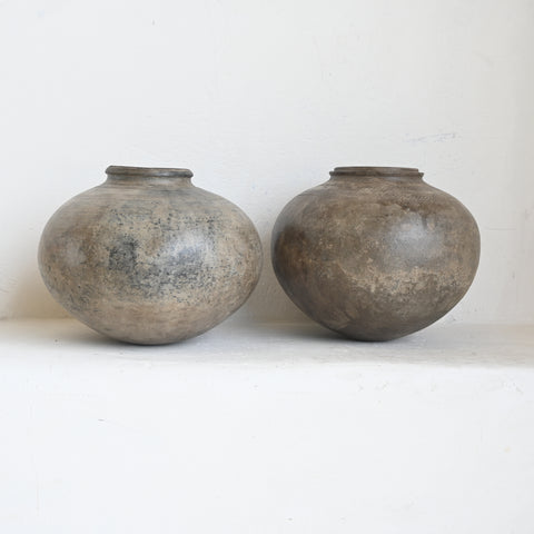 Vintage Indian Pot 274813