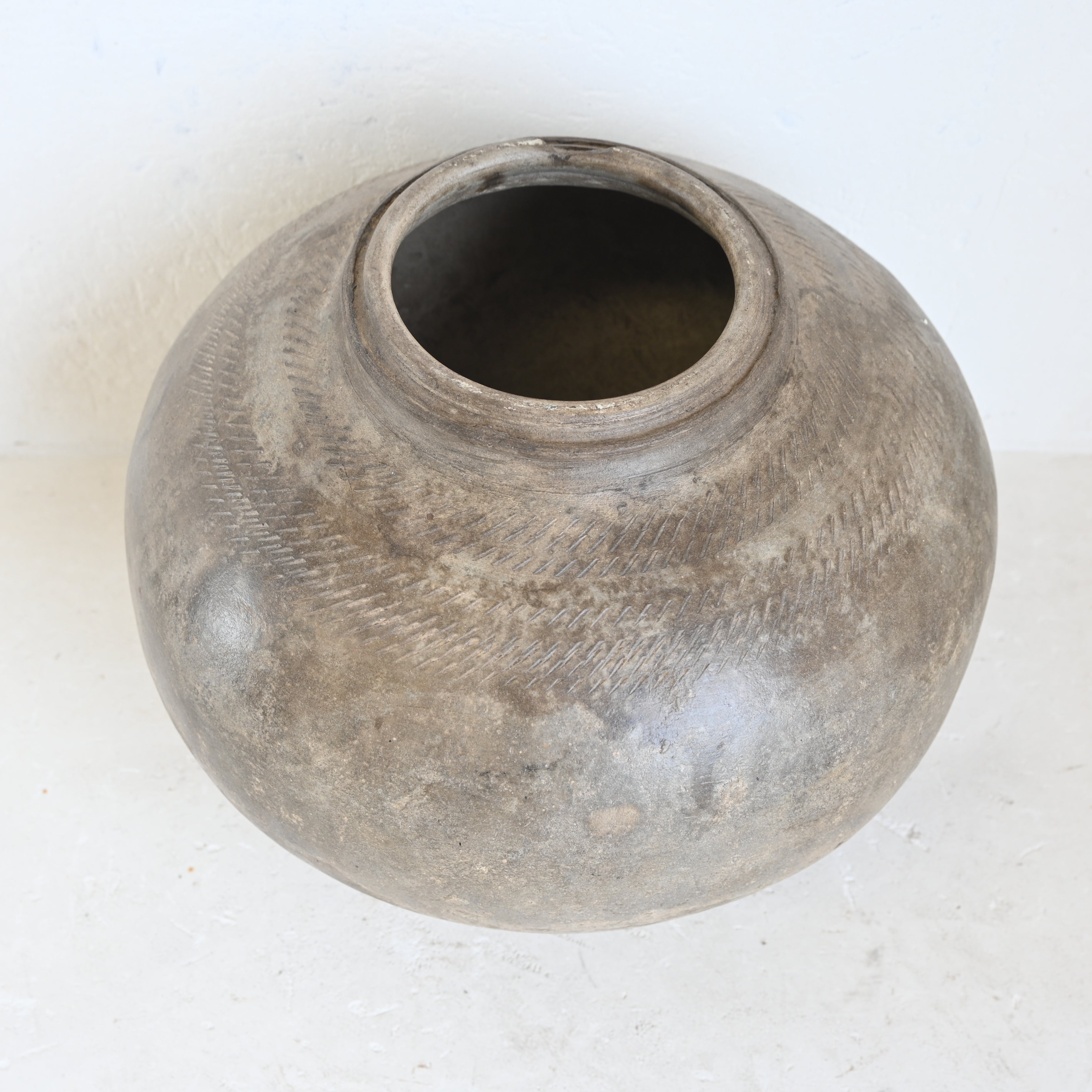 Indian Clay Pot 297133