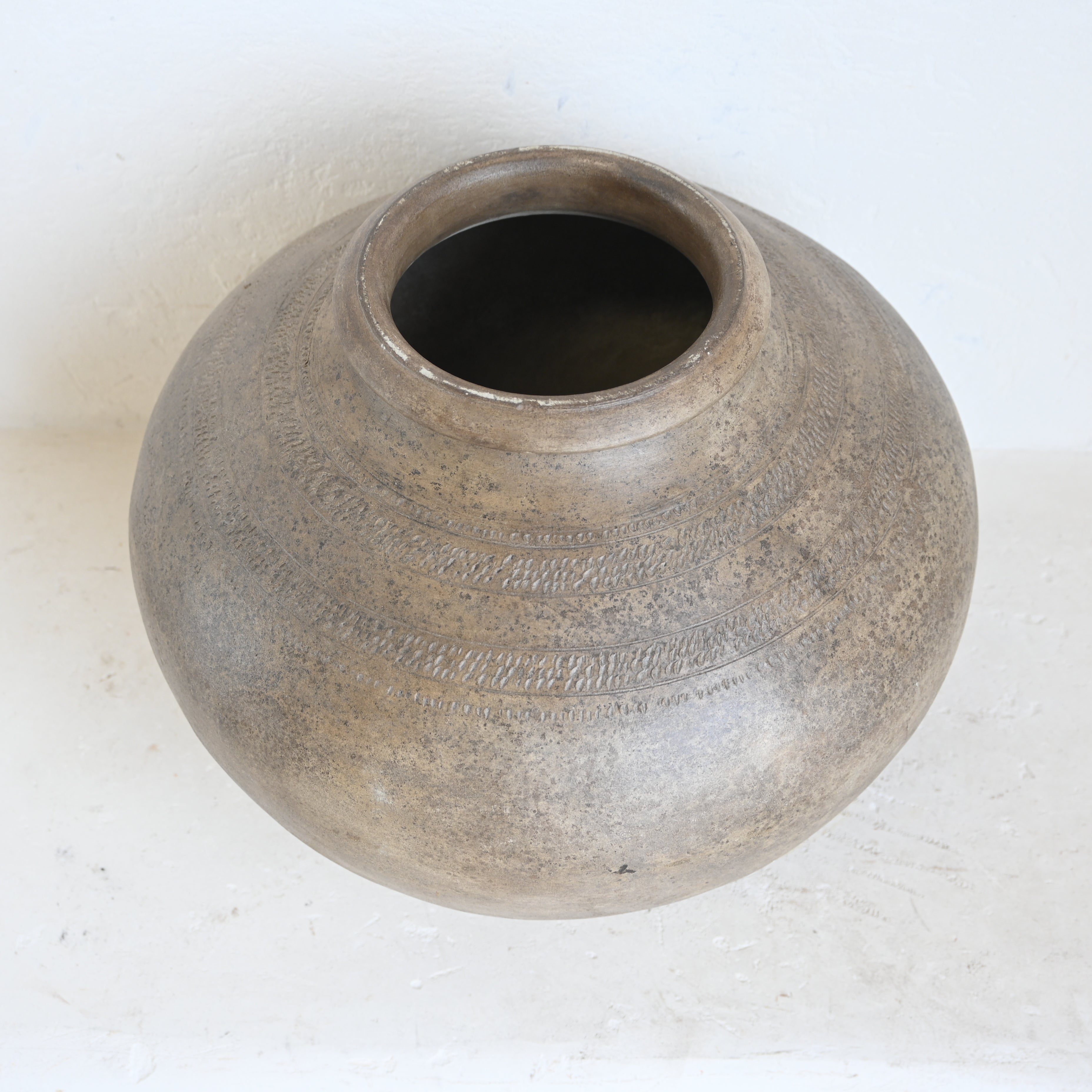 Indian Clay Pot 297133