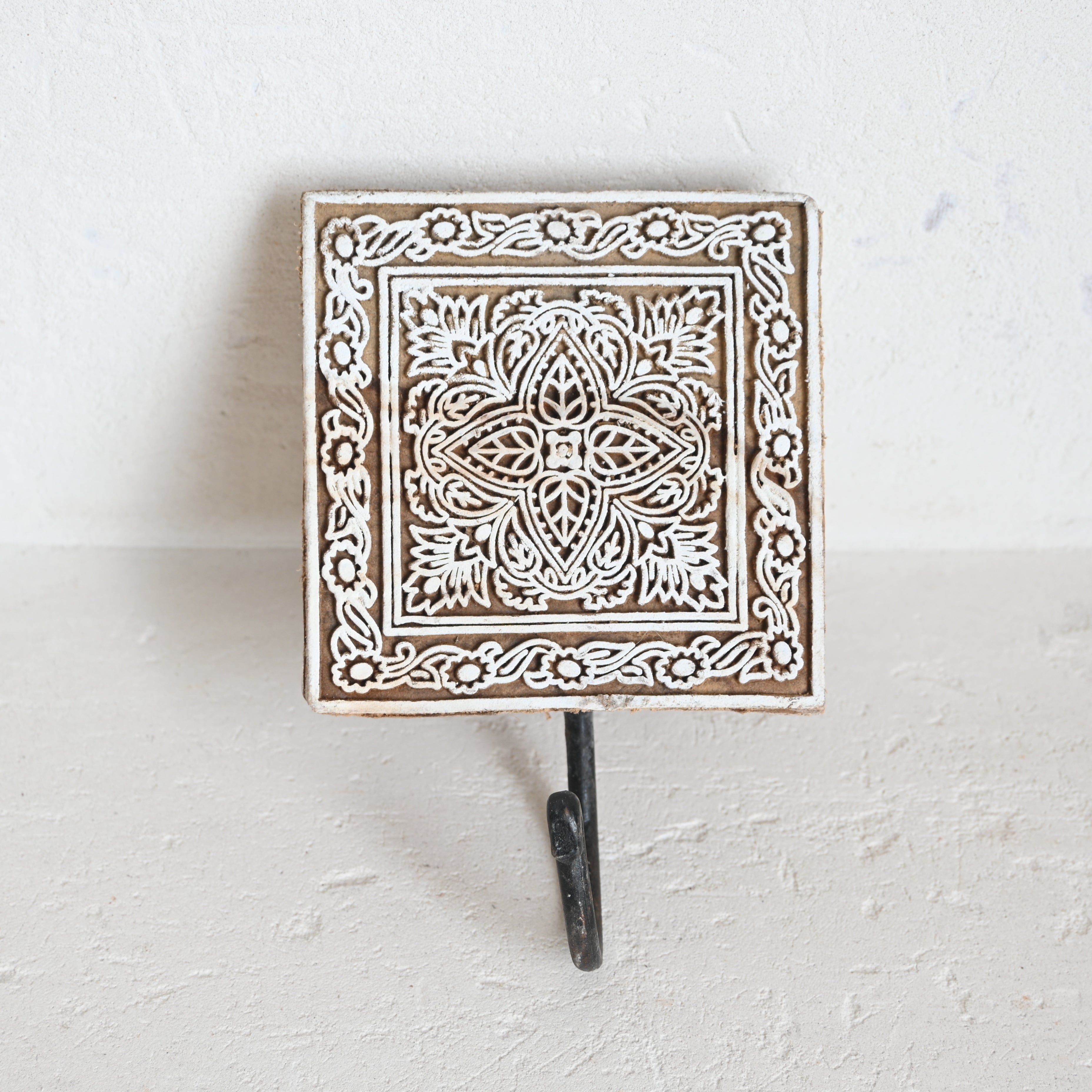 Indian printing block single wall hook 245513