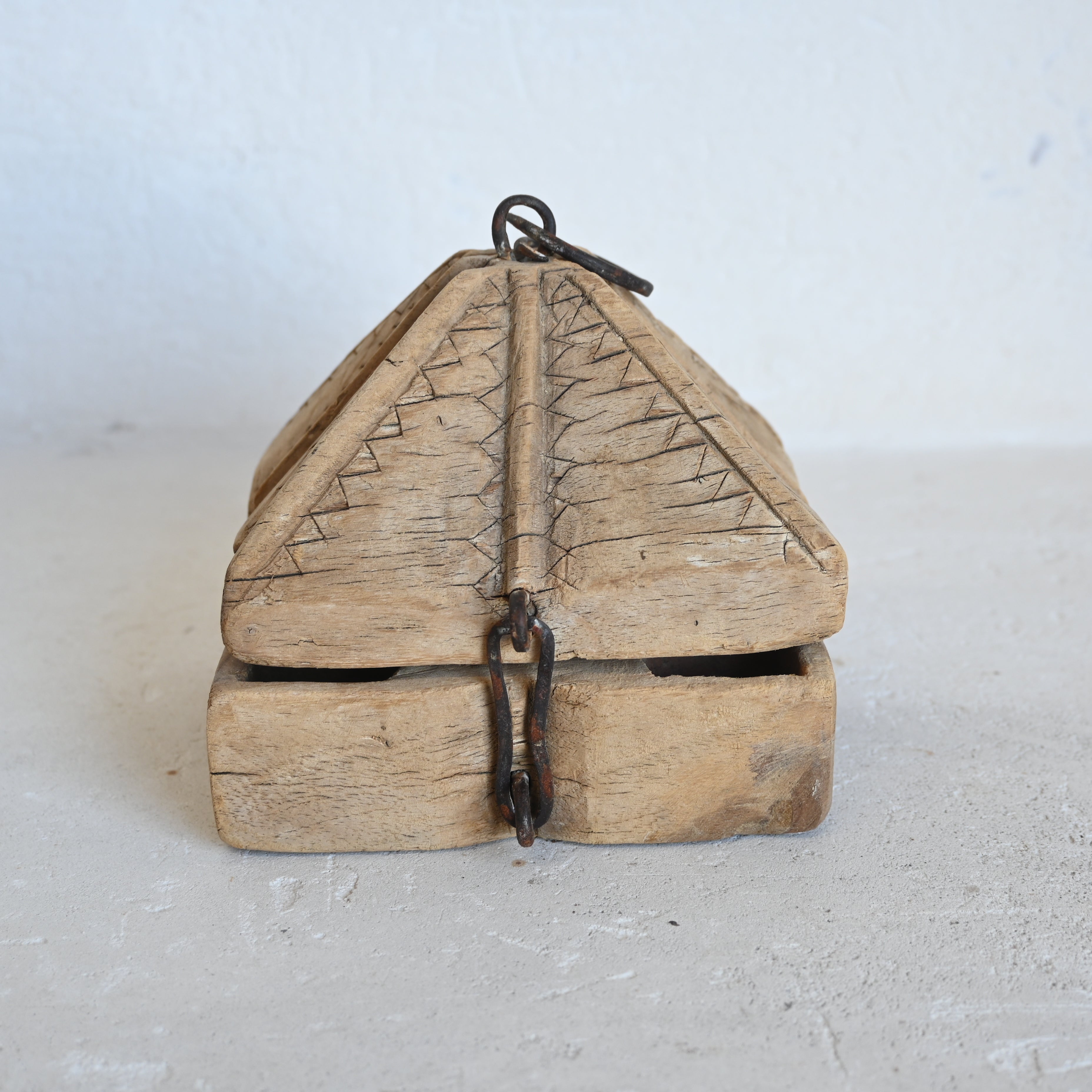 Indian Vintage tika box 326712-4