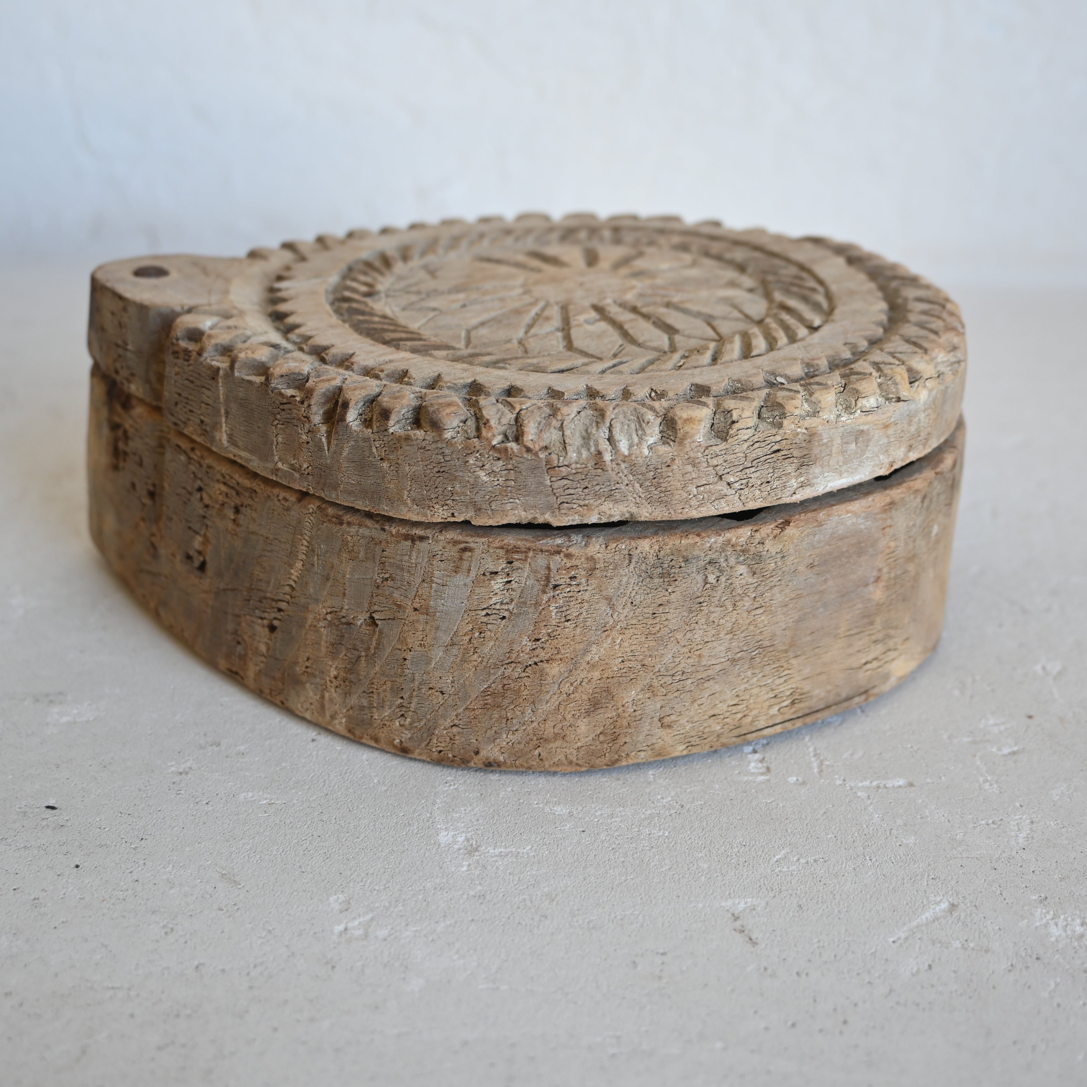 Indian Vintage tika box 326712-6