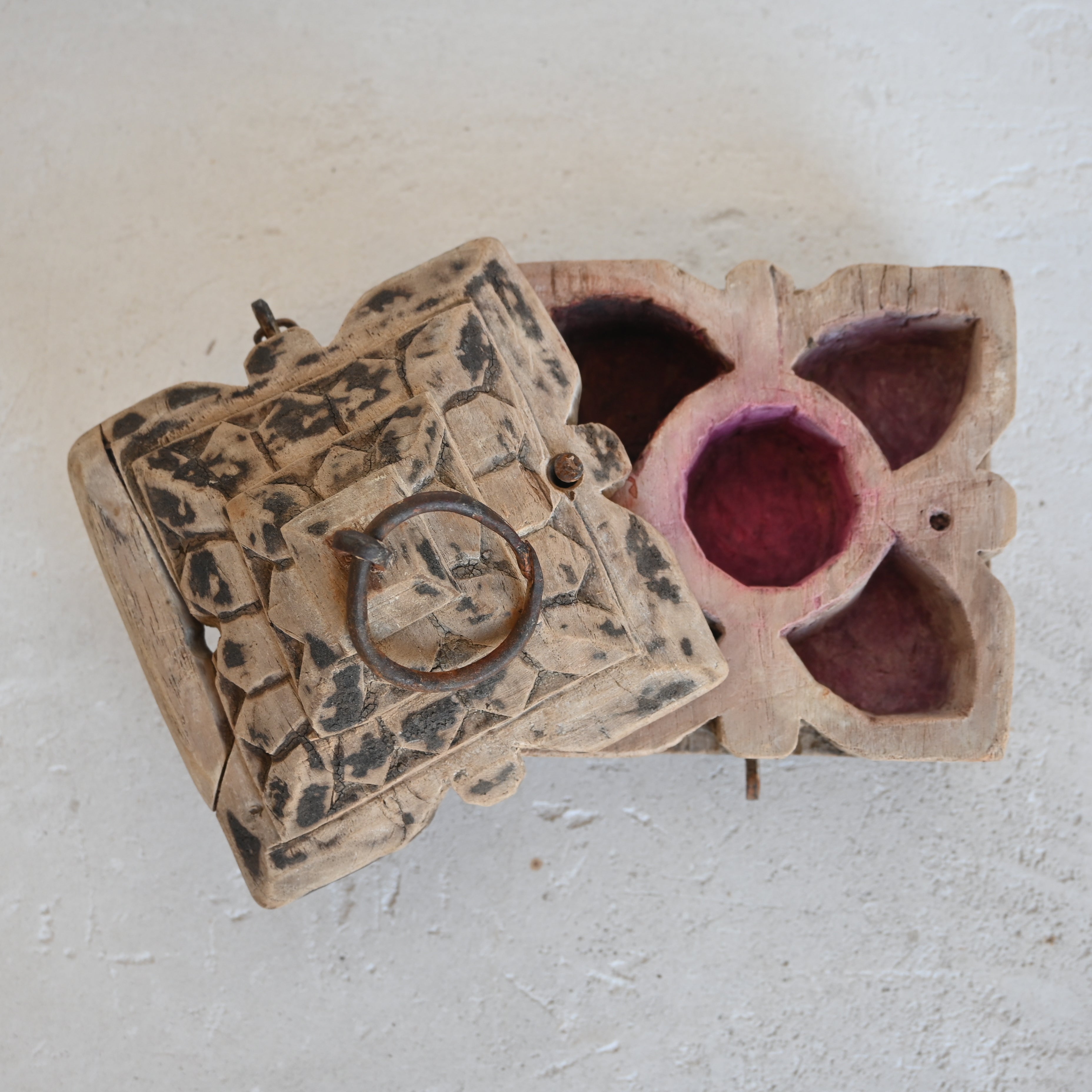 Indian Vintage tika box 326712-7