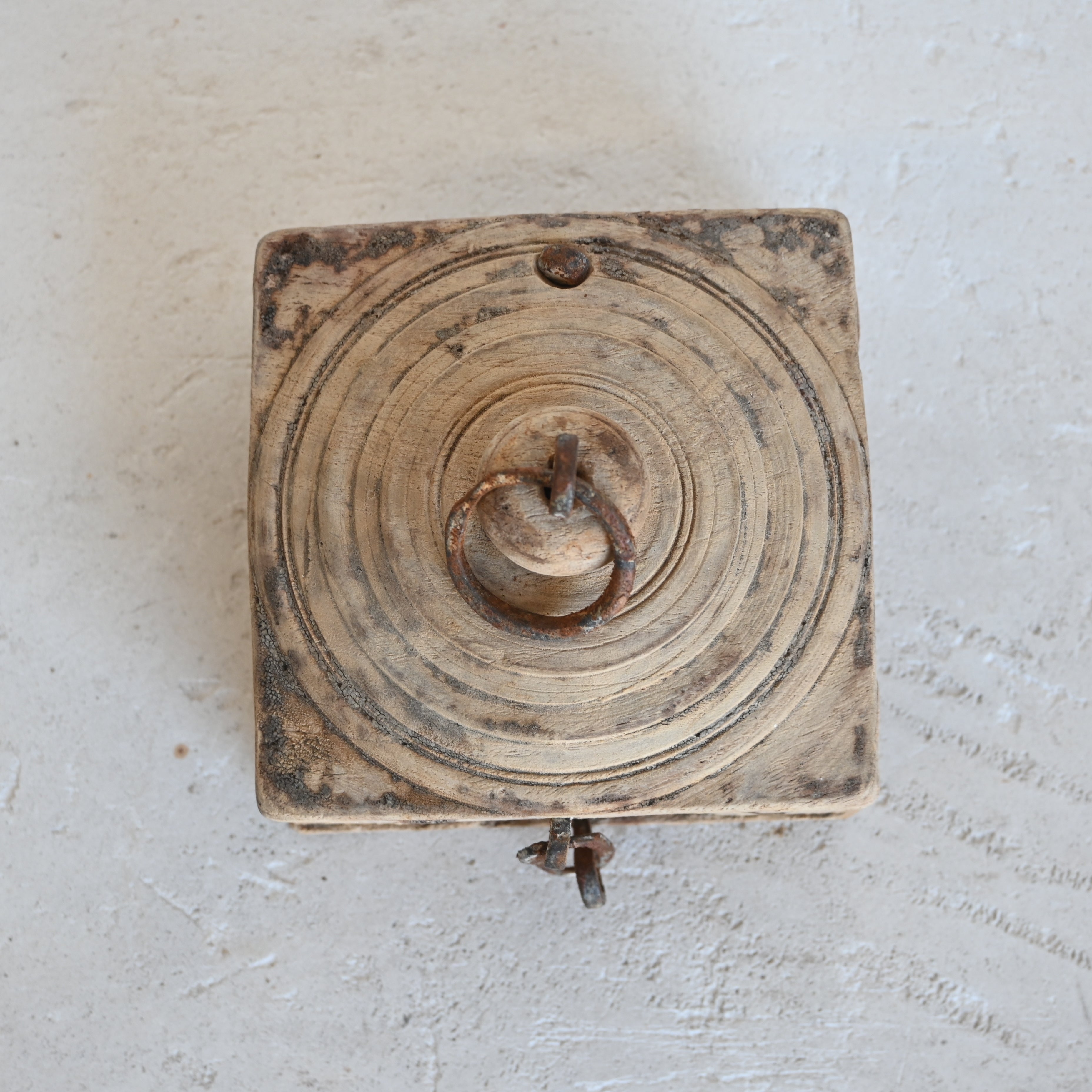 Indian Vintage tika box 326712-10