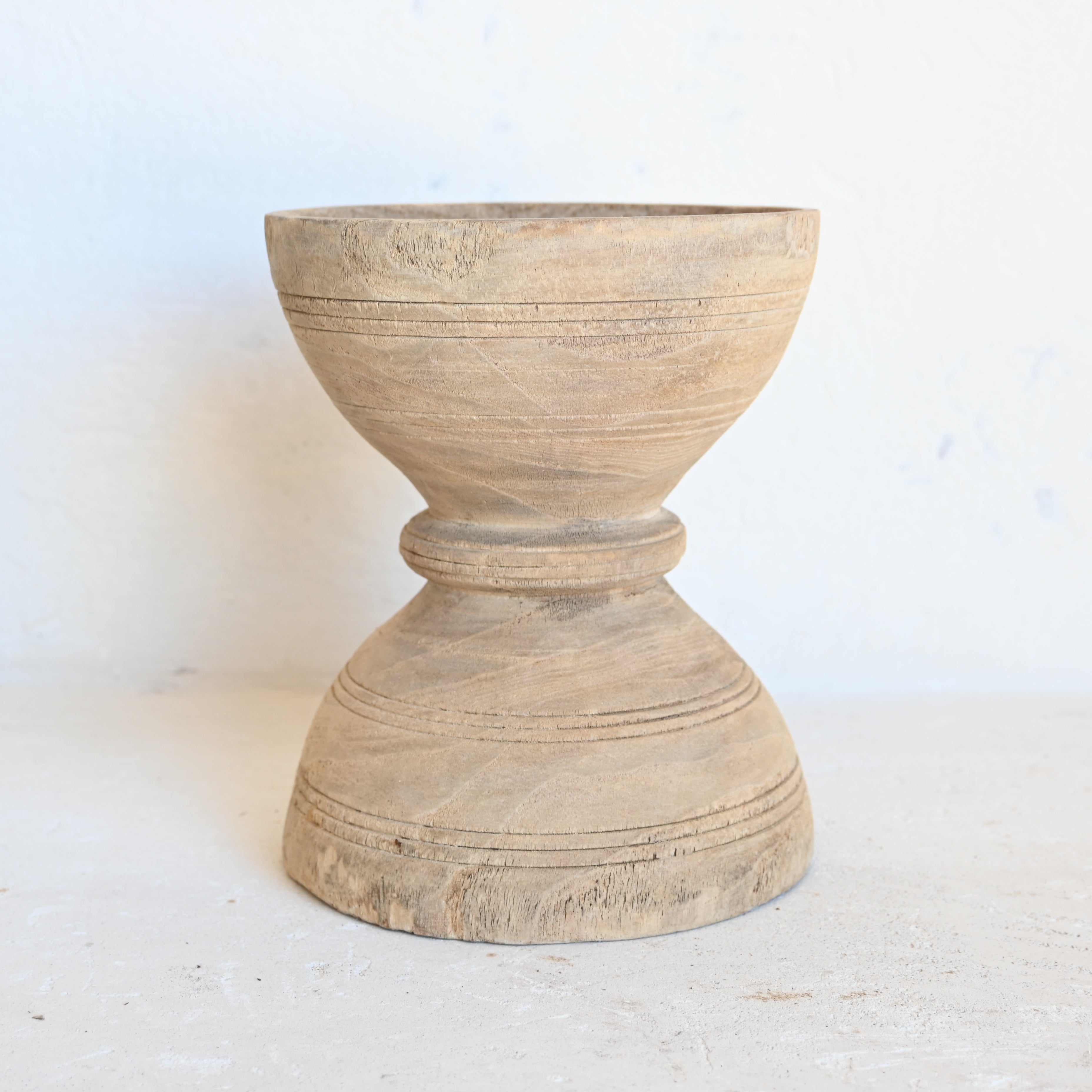 Carved pot 326733 - A