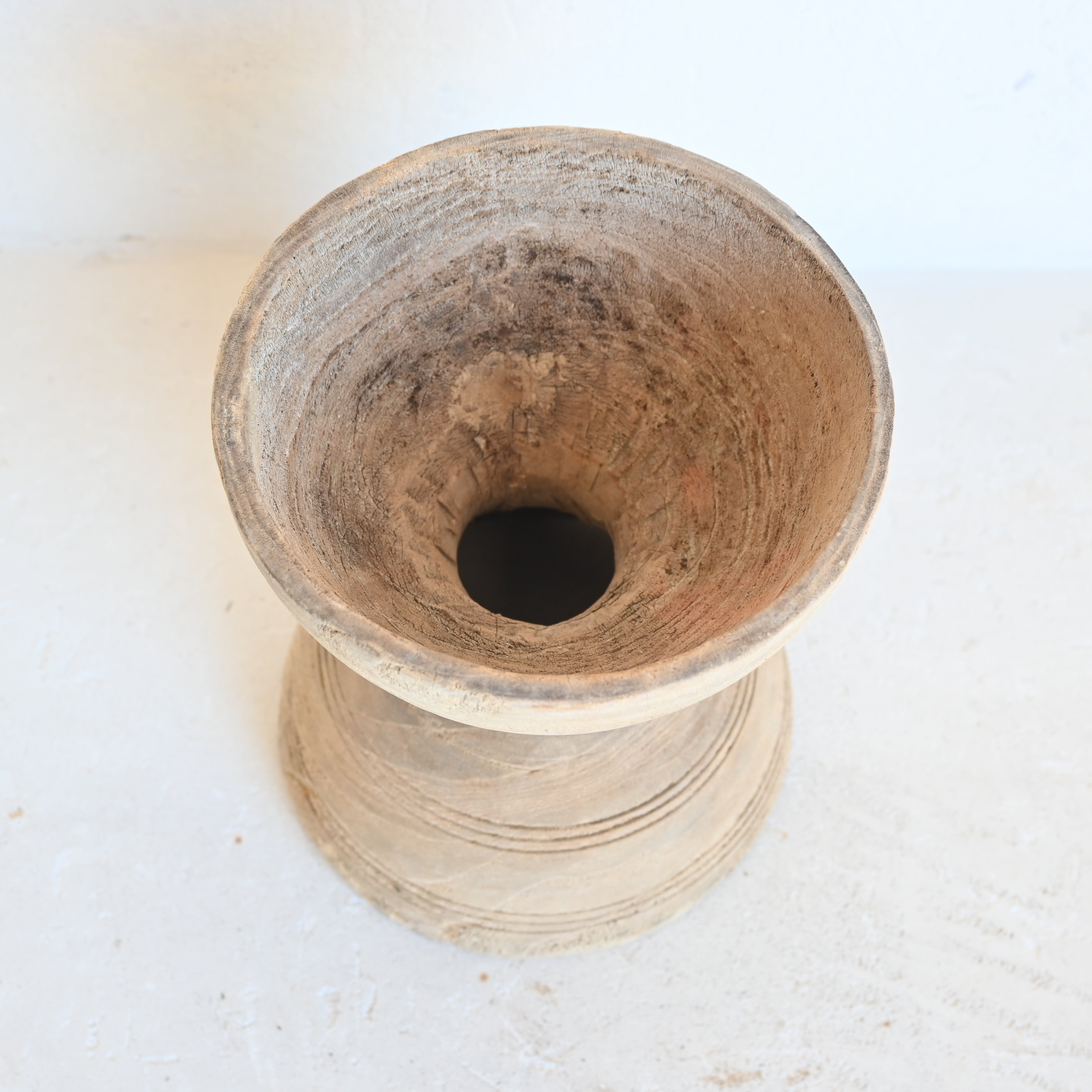 Carved pot 326733 - A