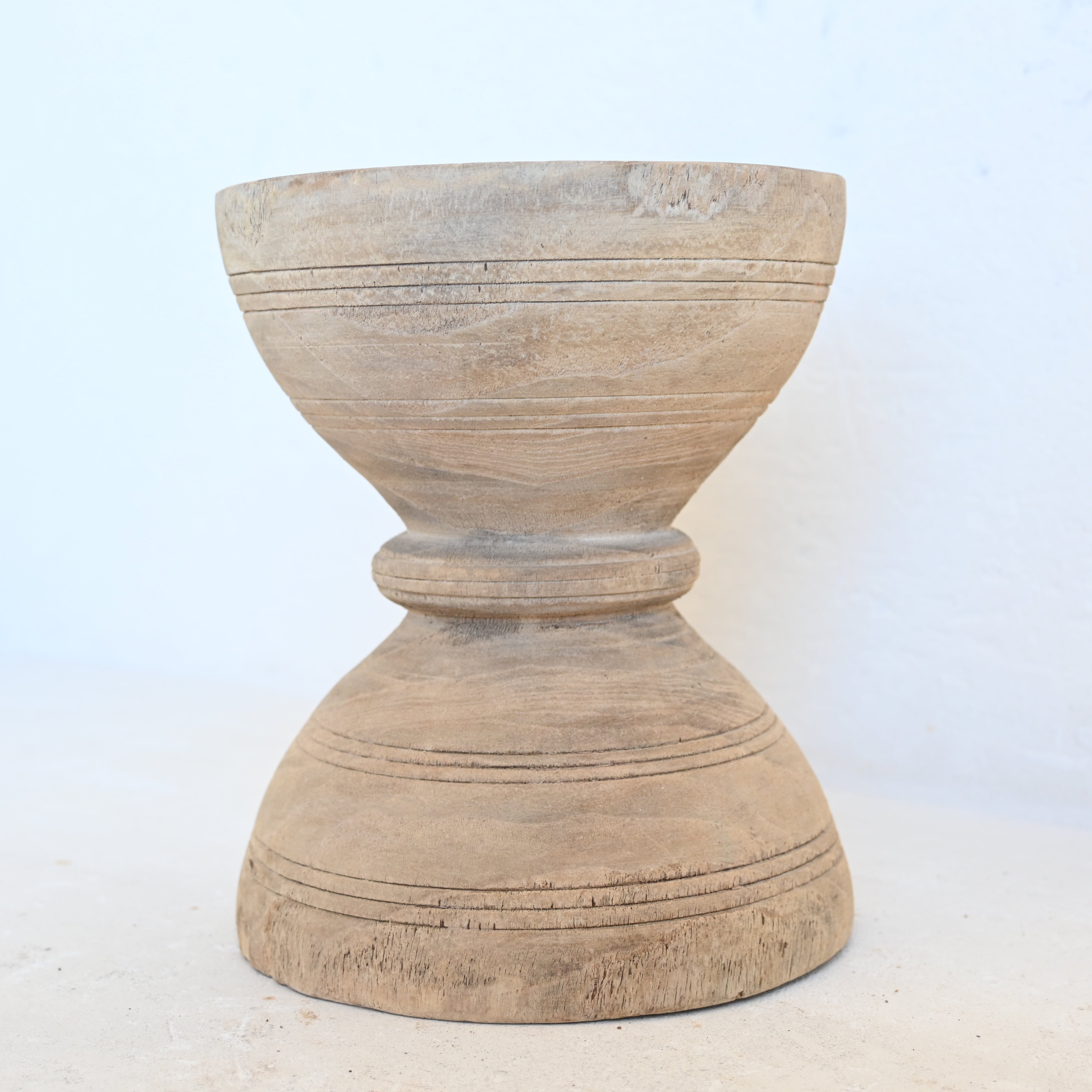 Carved pot 326733 - A