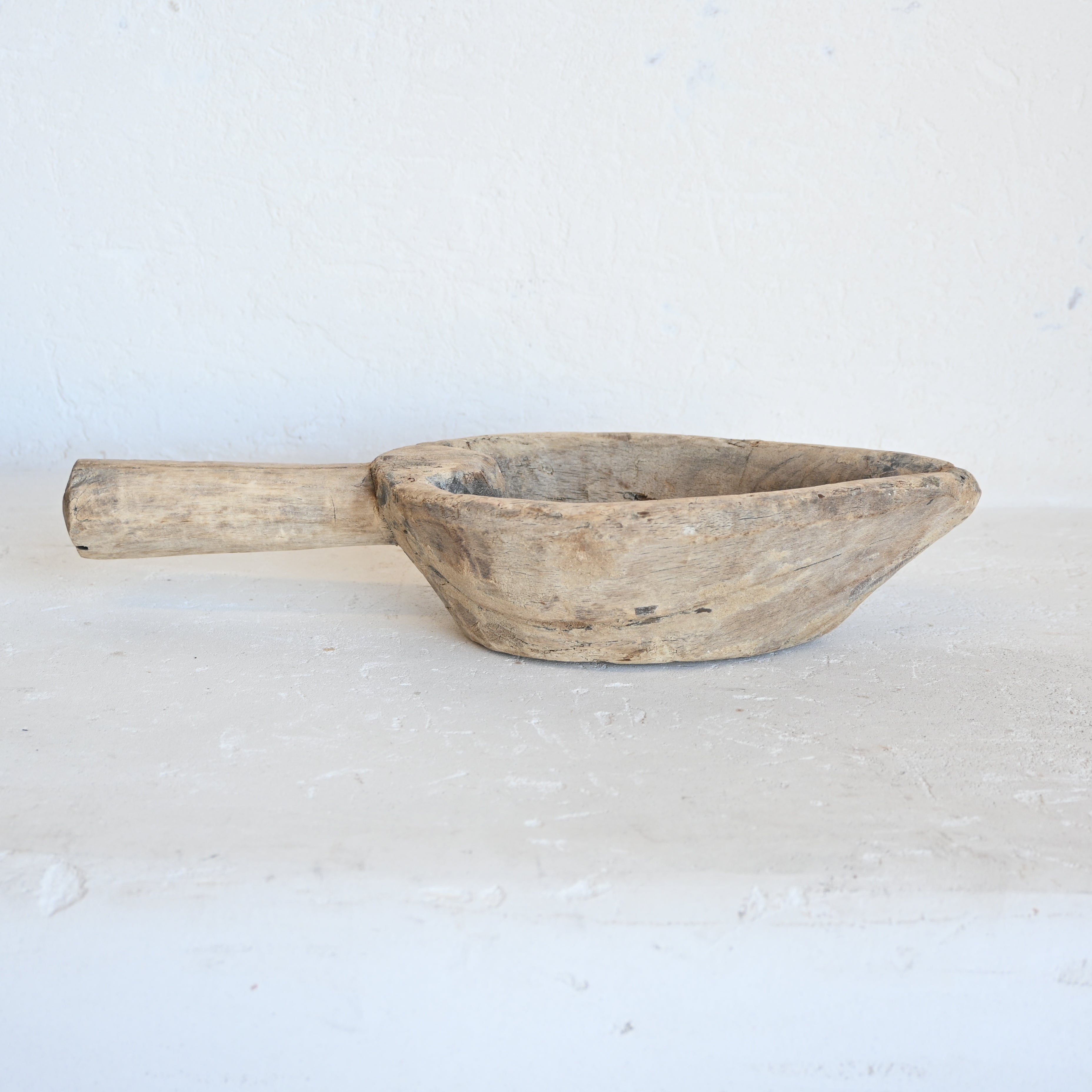 Carved bowl 326729B