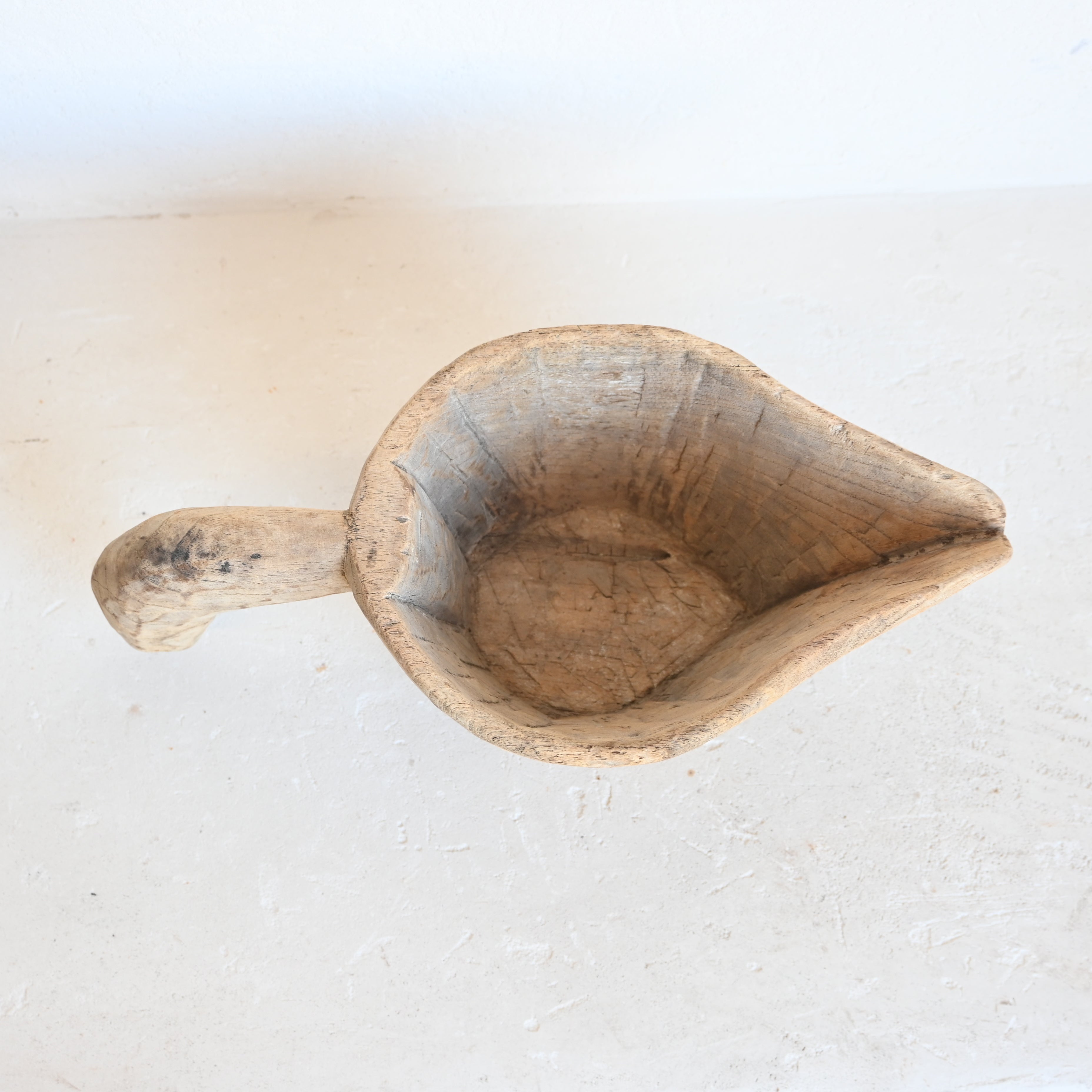Carved bowl 326729E