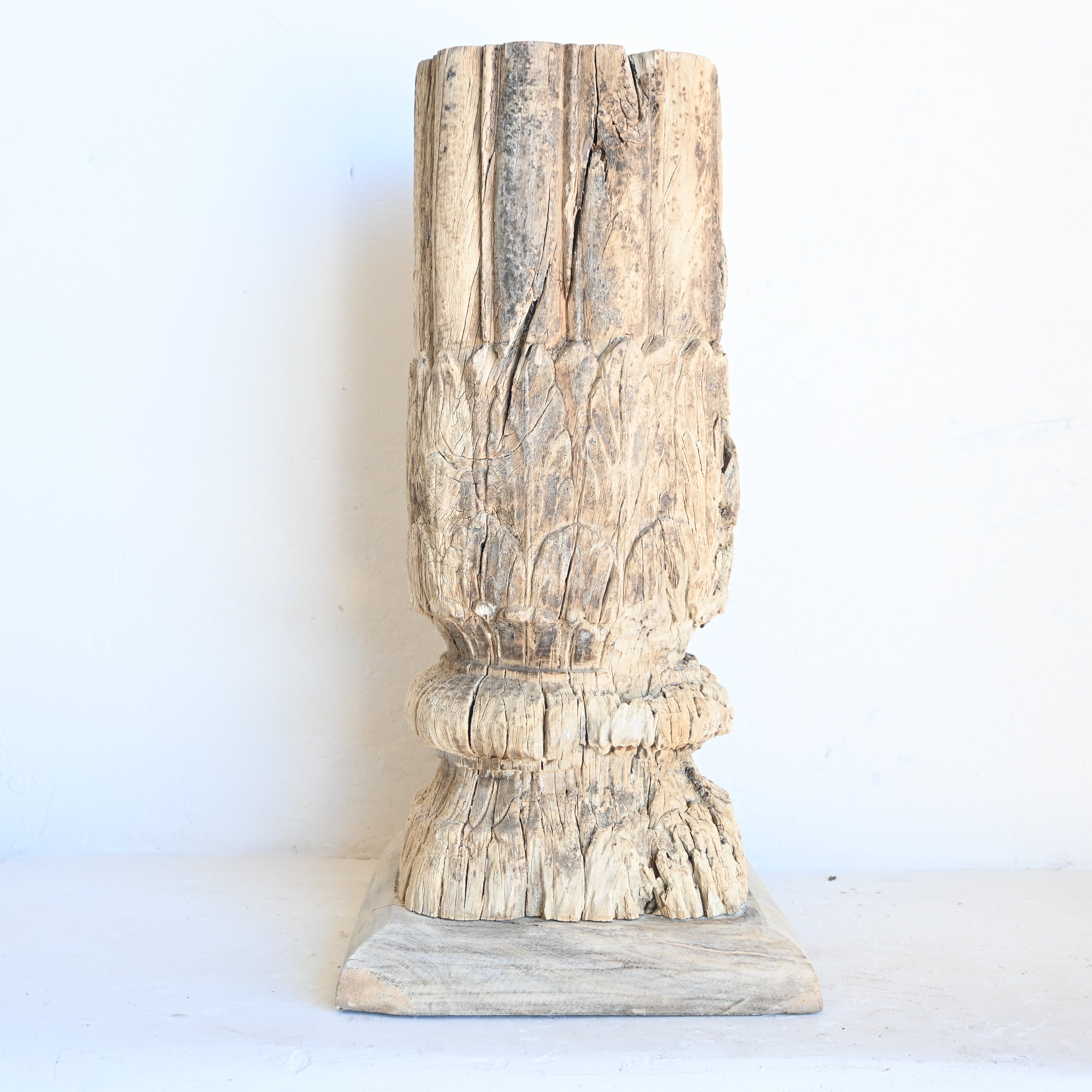 Indian Candle stand 296113 B